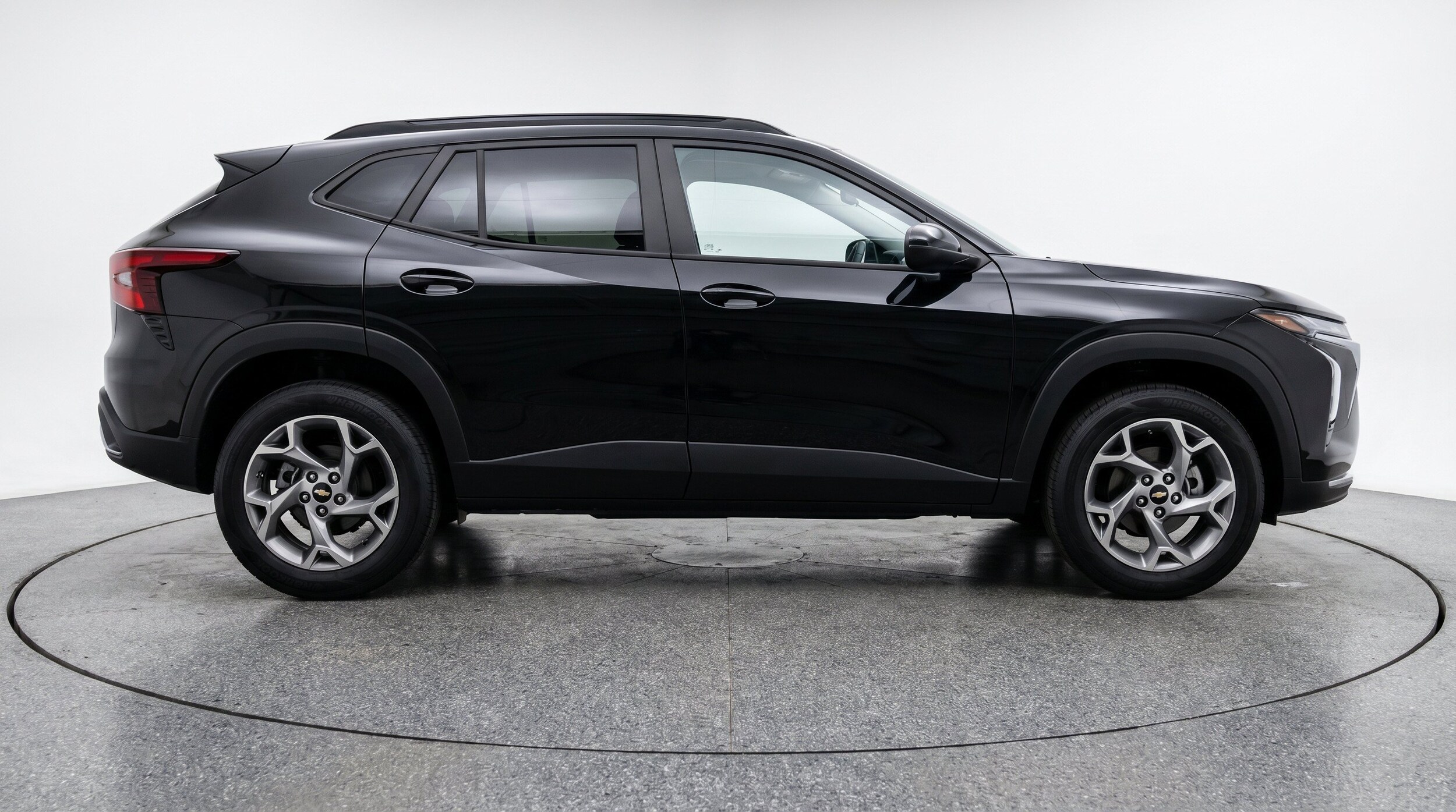 Thumbnail: 2025 Chevrolet Trax - 11