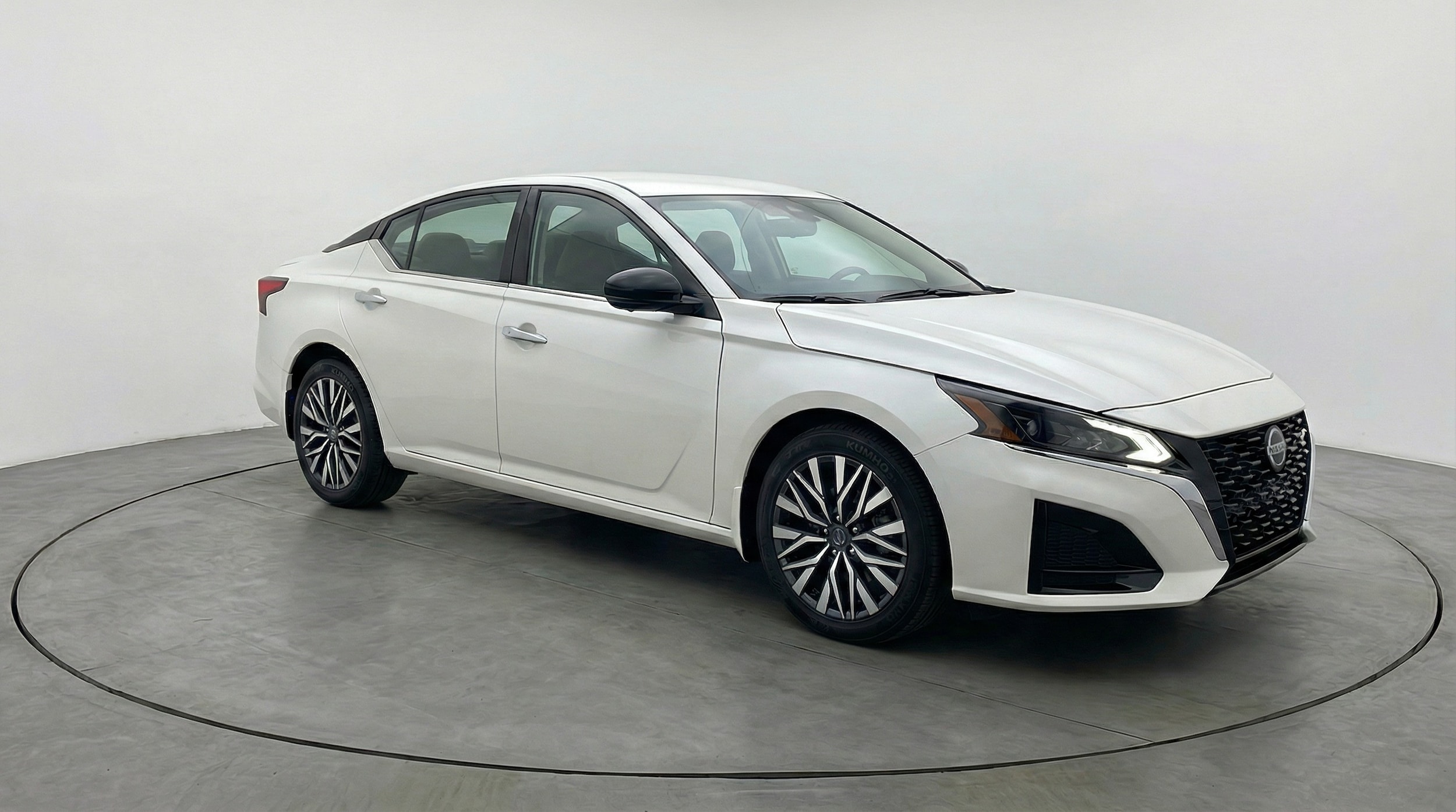 Thumbnail: 2025 Nissan Altima - 1