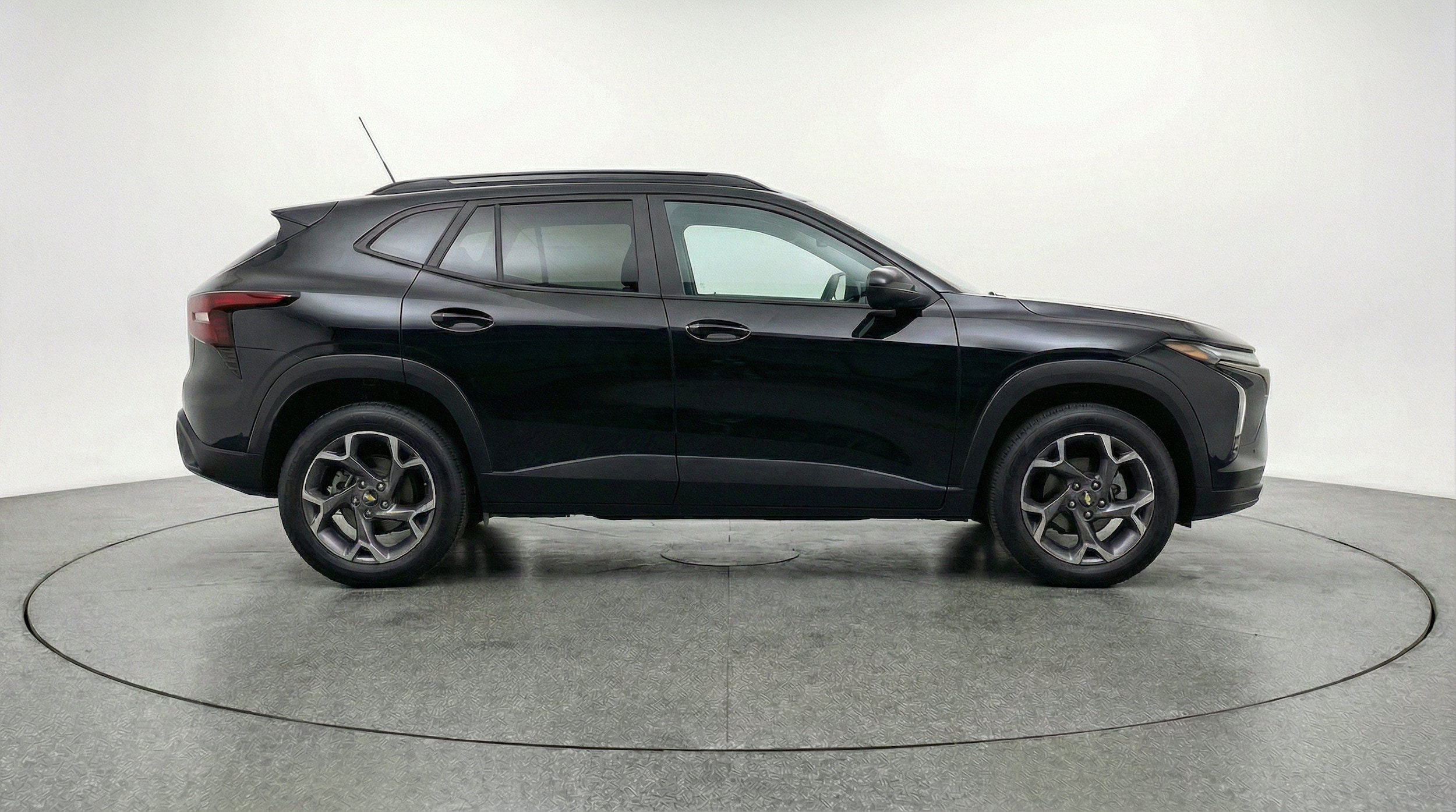 Thumbnail: 2025 Chevrolet Trax - 11