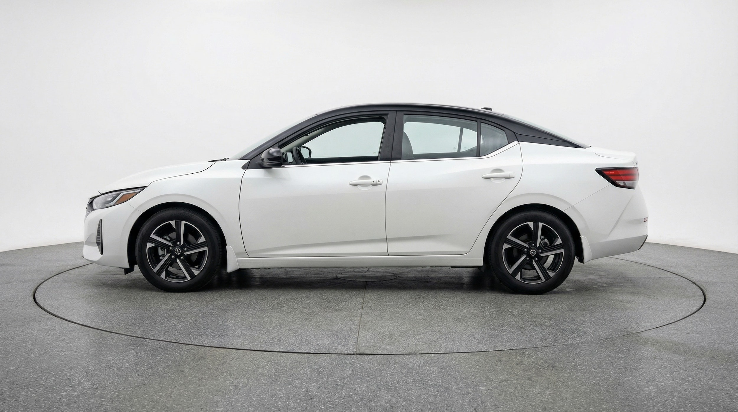 Thumbnail: 2025 Nissan Sentra - 4