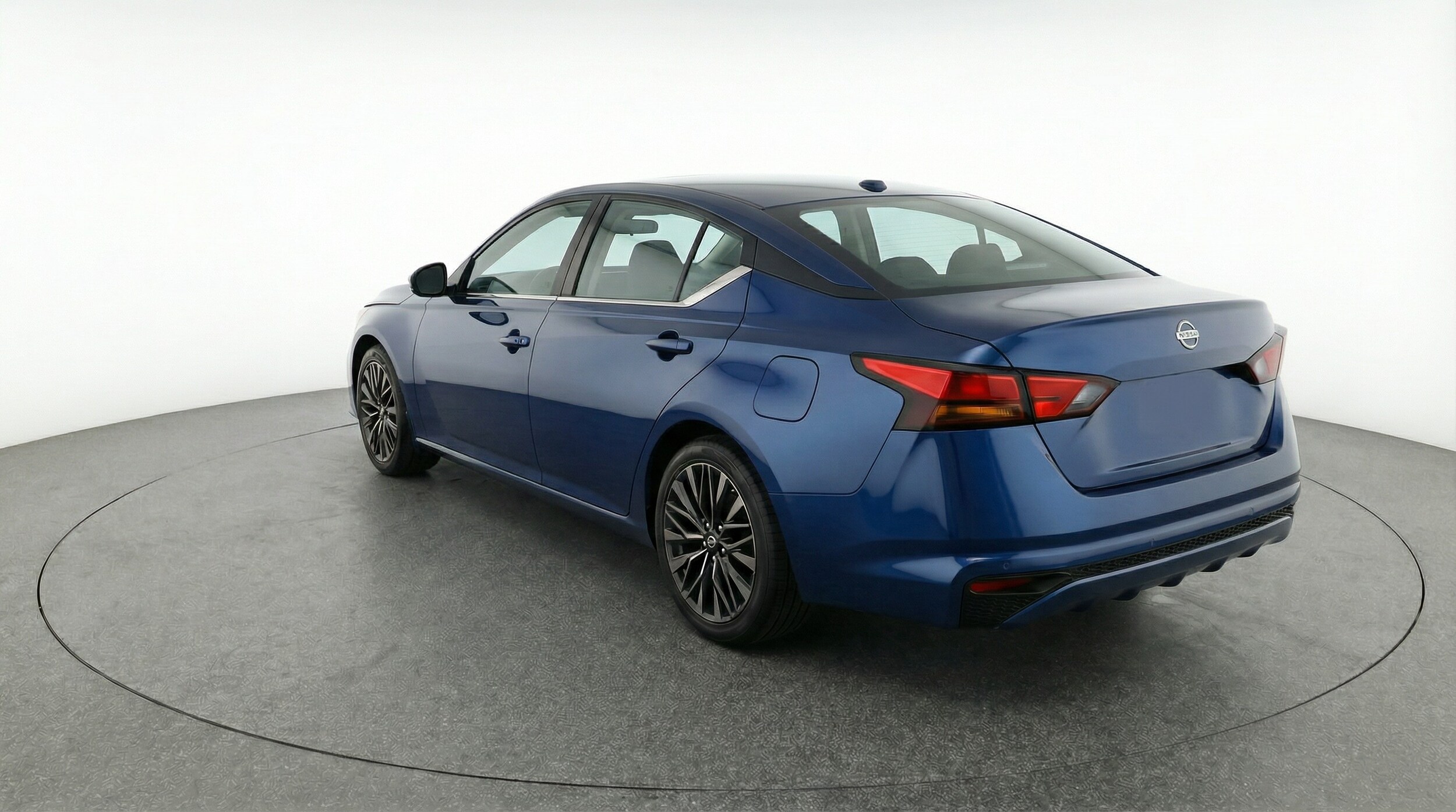 Thumbnail: 2025 Nissan Altima - 5