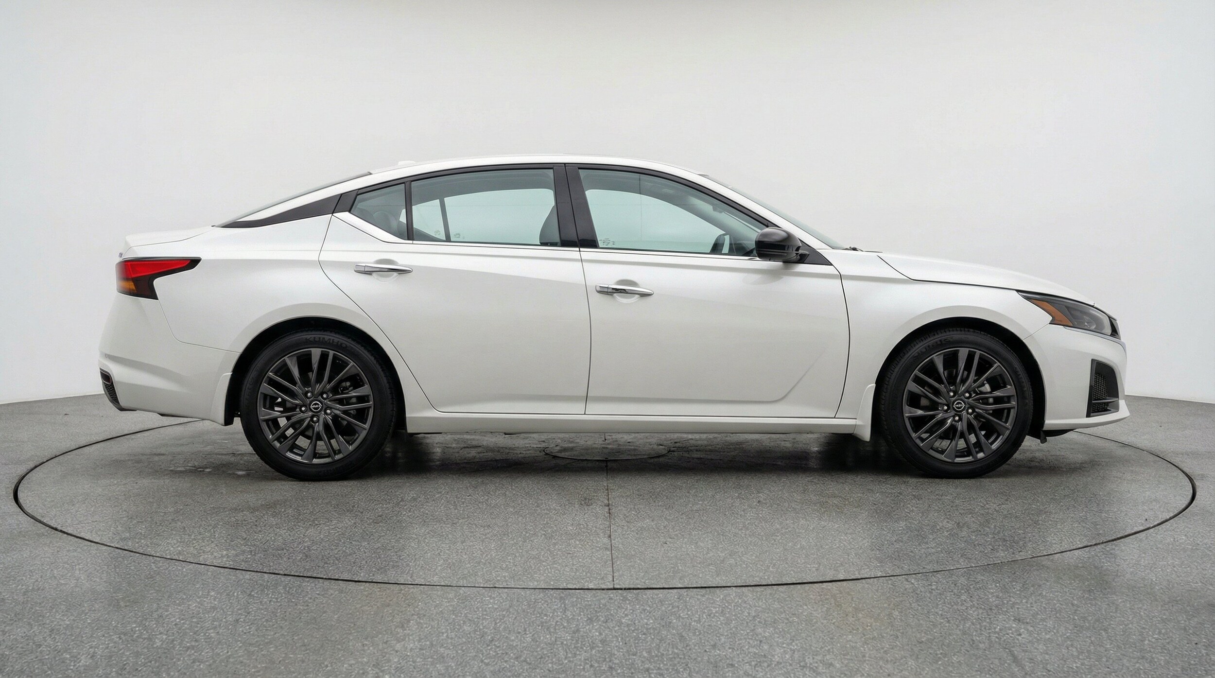 Thumbnail: 2025 Nissan Altima - 11