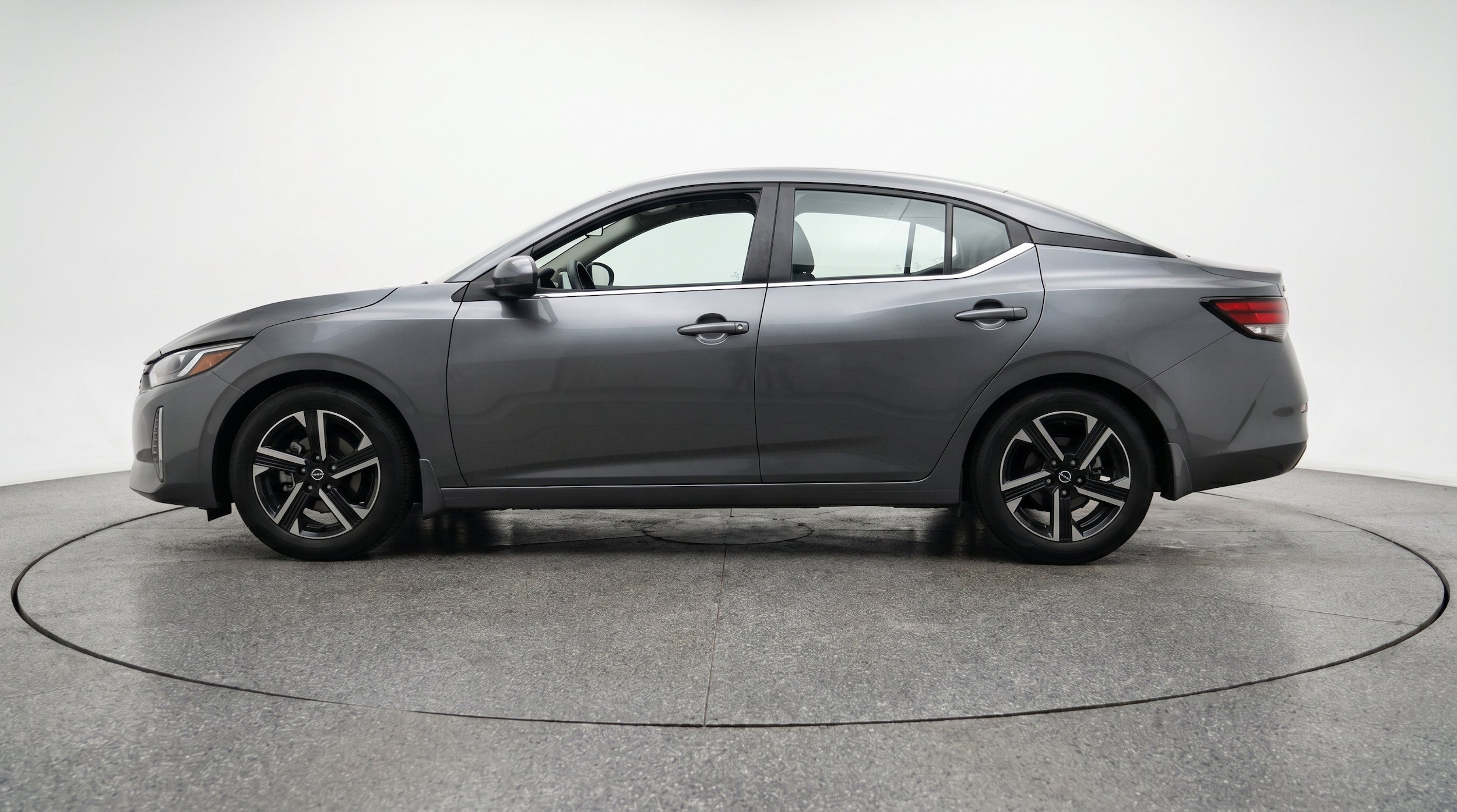 Thumbnail: 2025 Nissan Sentra - 3