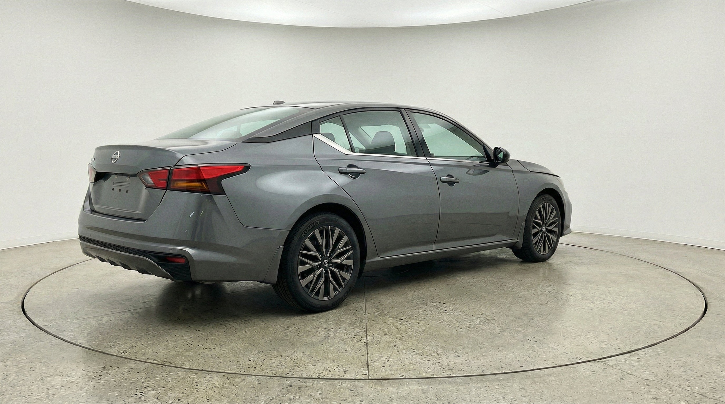 Thumbnail: 2025 Nissan Altima - 9