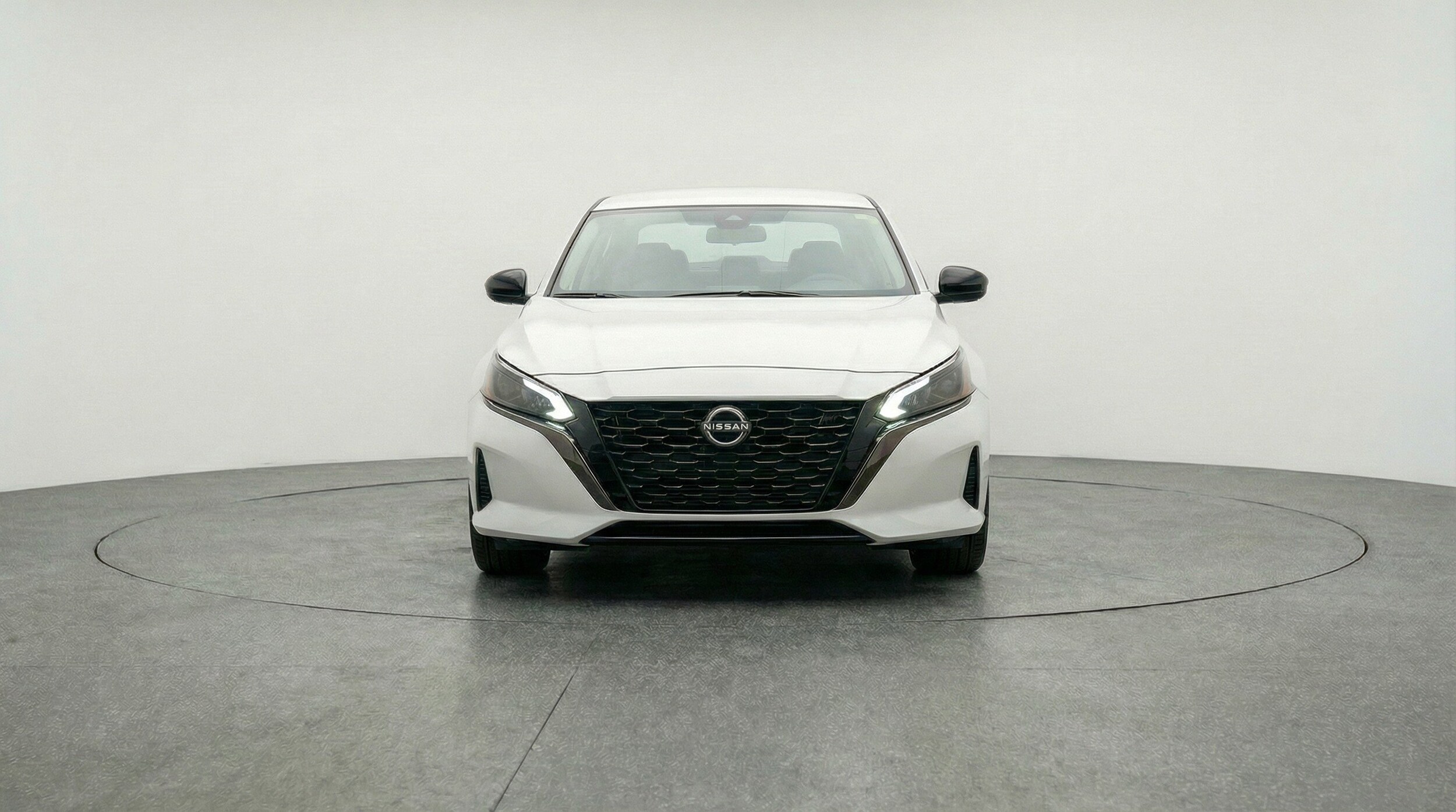 Thumbnail: 2025 Nissan Altima - 2