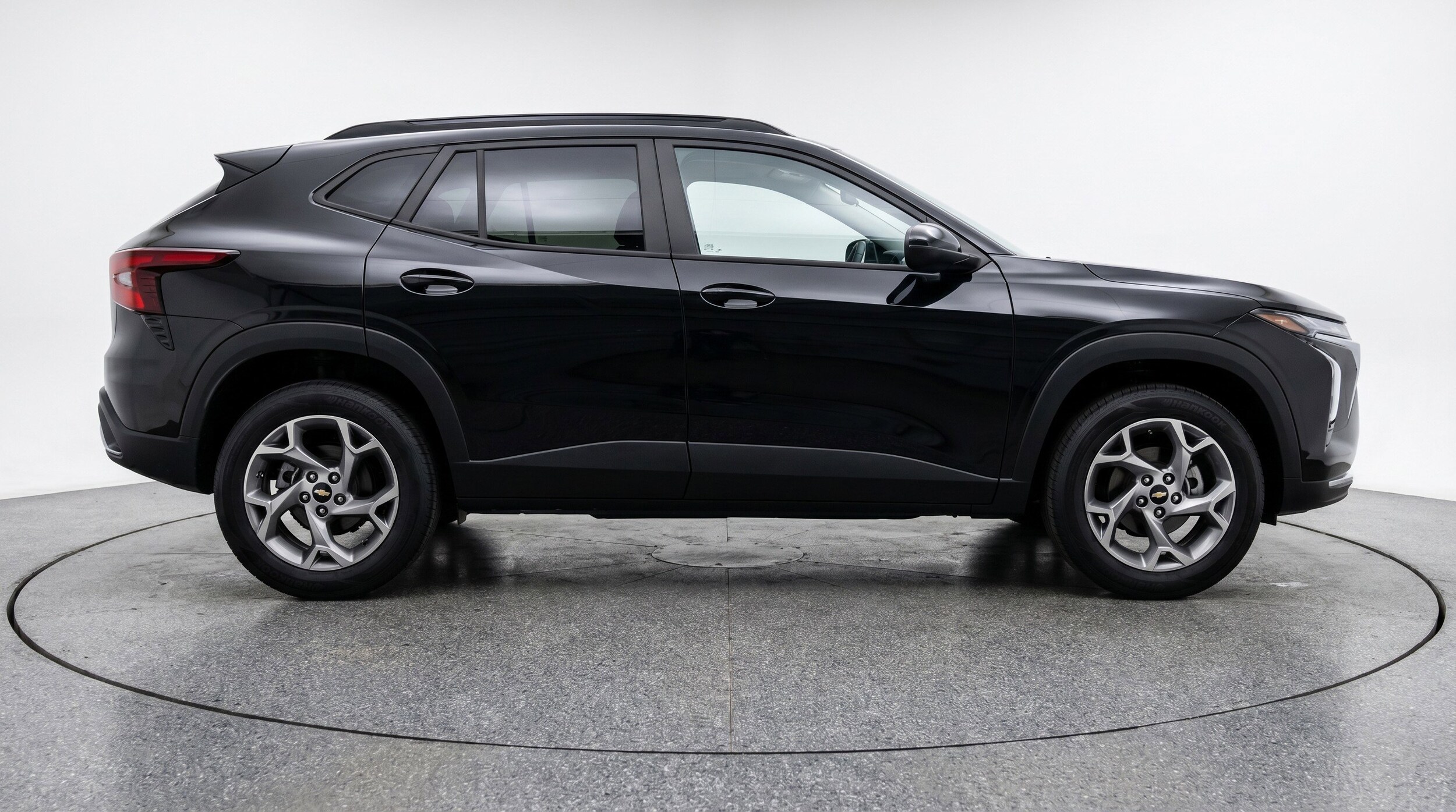 Thumbnail: 2025 Chevrolet Trax - 11
