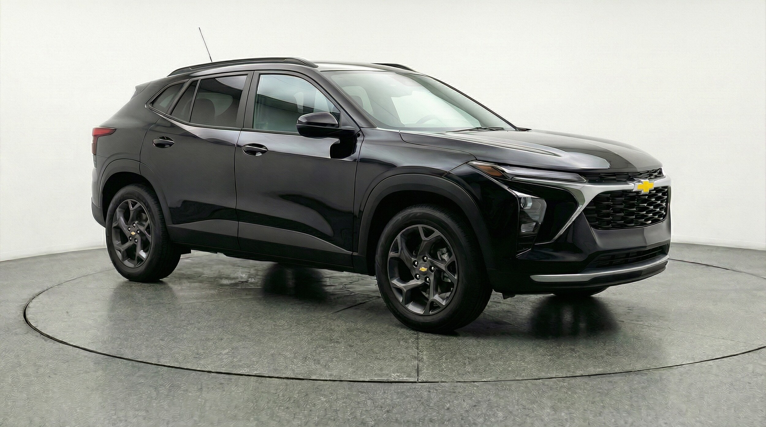 Thumbnail: 2025 Chevrolet Trax - 1