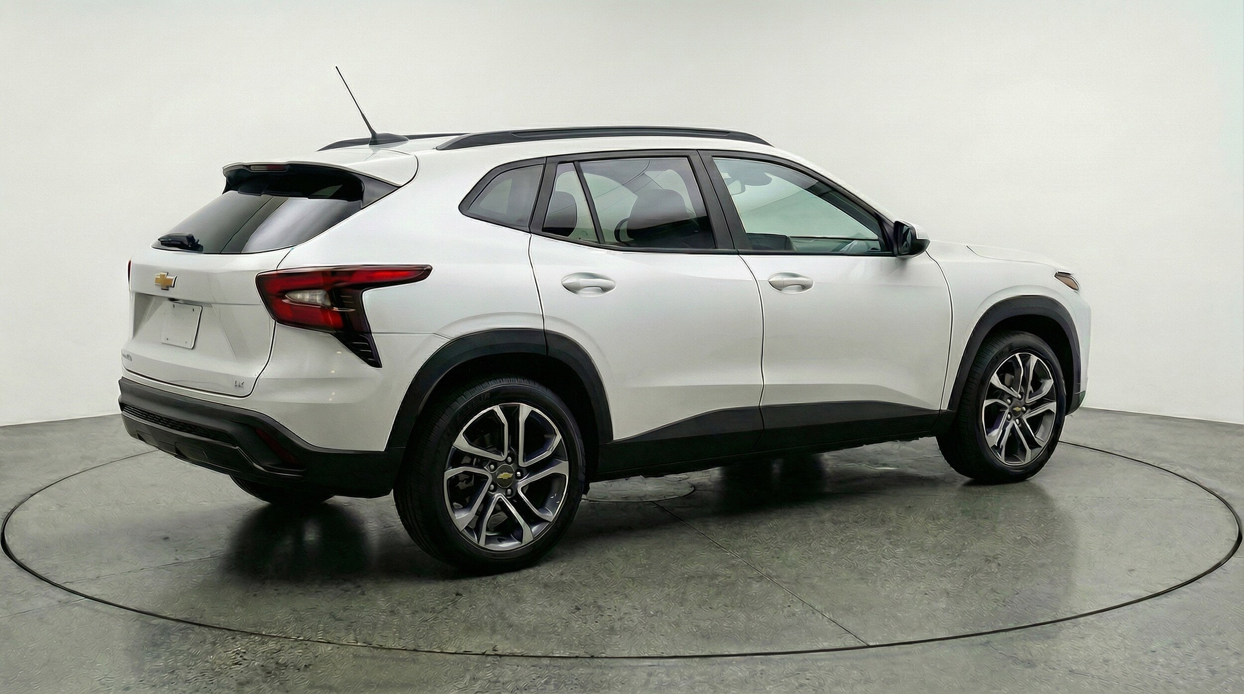 Thumbnail: 2025 Chevrolet Trax - 9