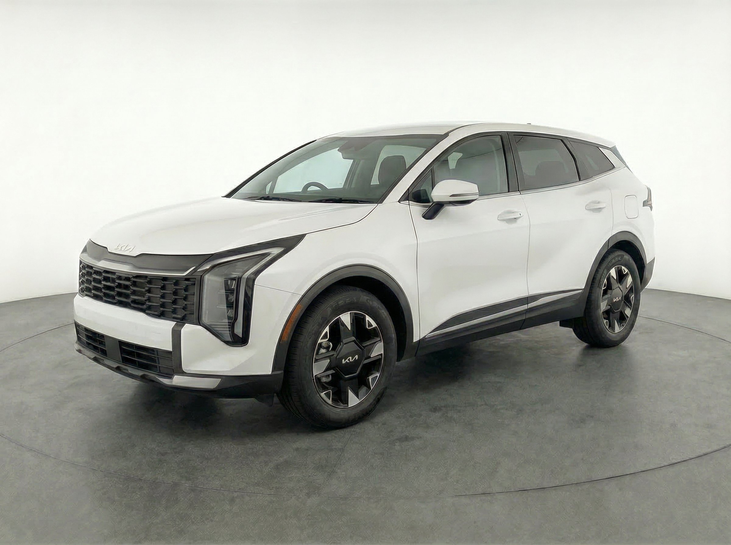 Thumbnail: 2026 Kia Sportage - 3