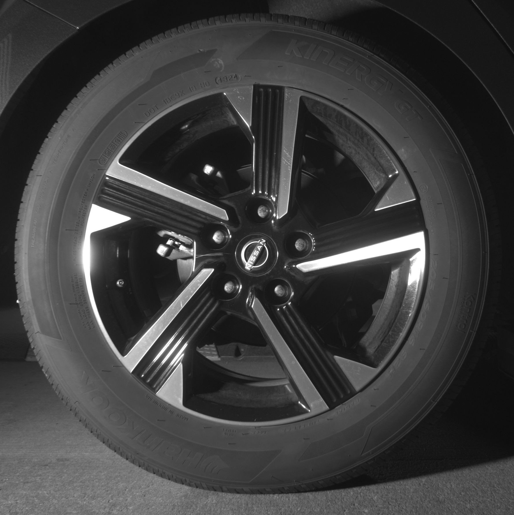 2025 Nissan Sentra SV - Photo 13