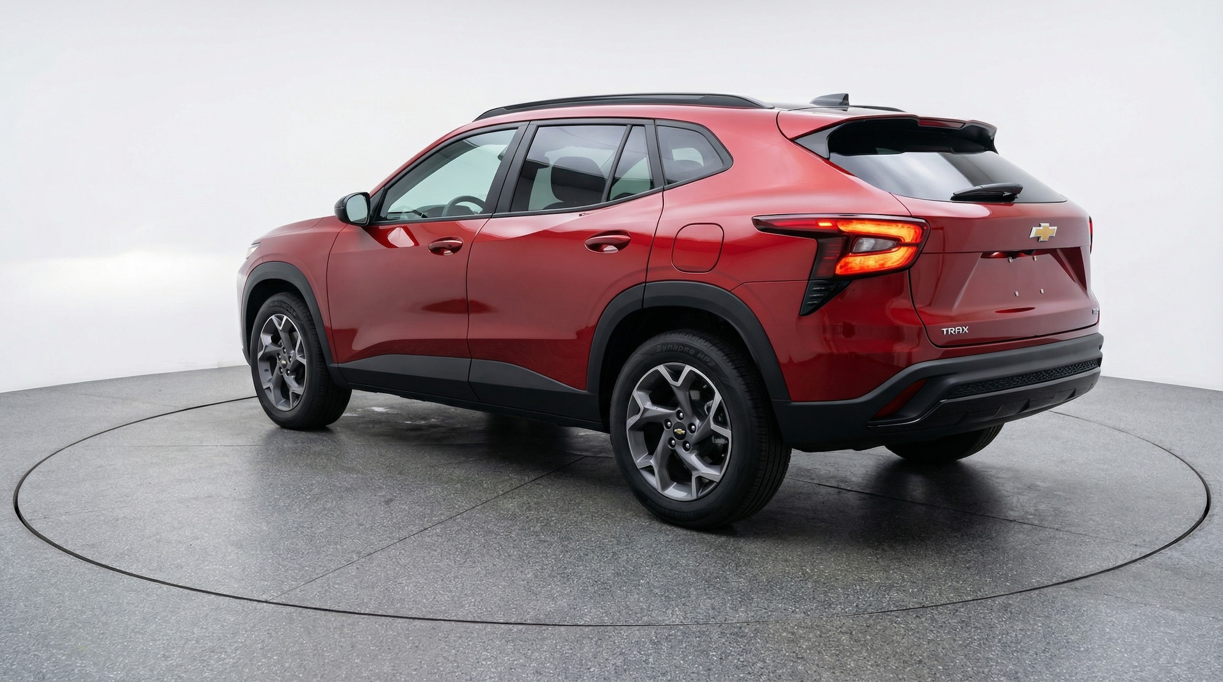 Thumbnail: 2025 Chevrolet Trax - 5