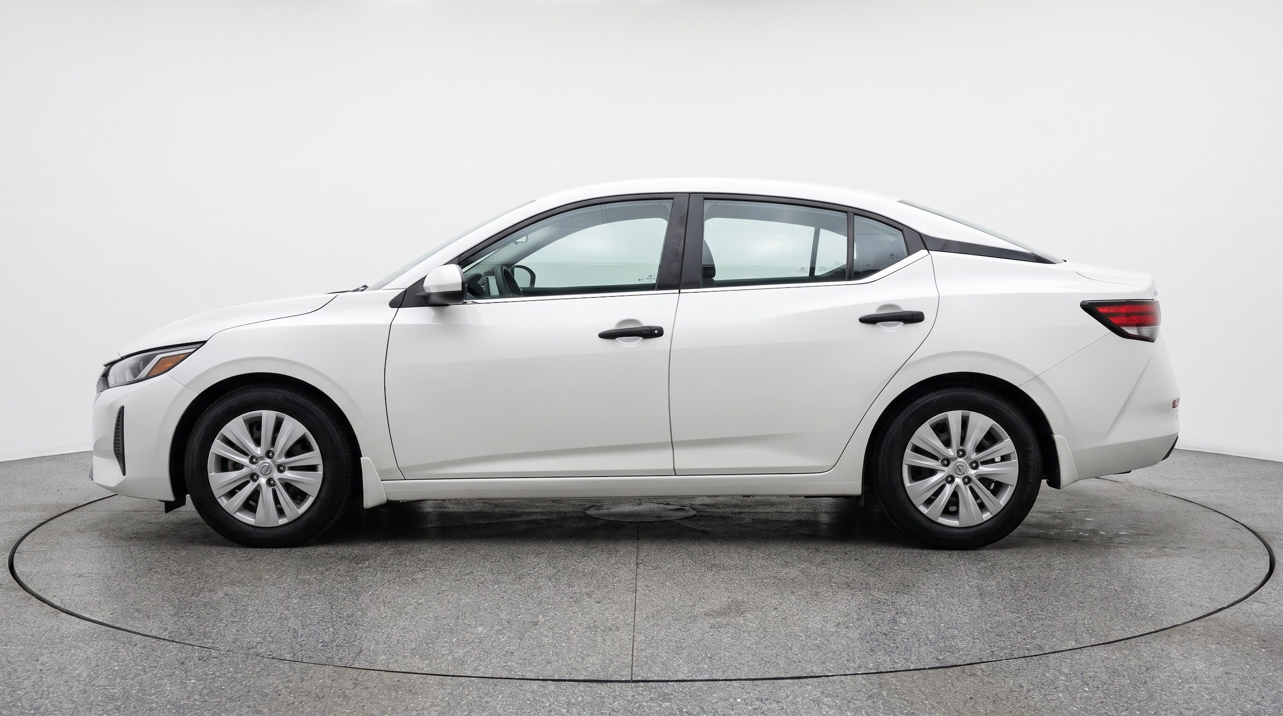 Thumbnail: 2025 Nissan Sentra - 5