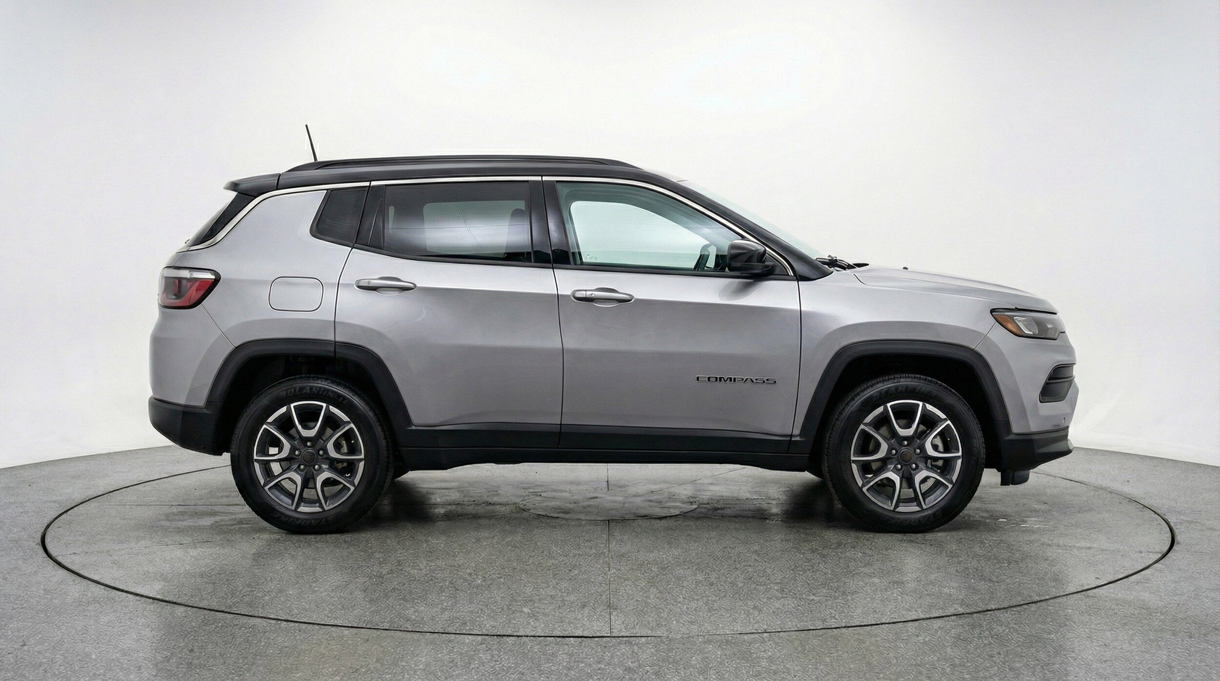 Thumbnail: 2025 Jeep Compass - 11