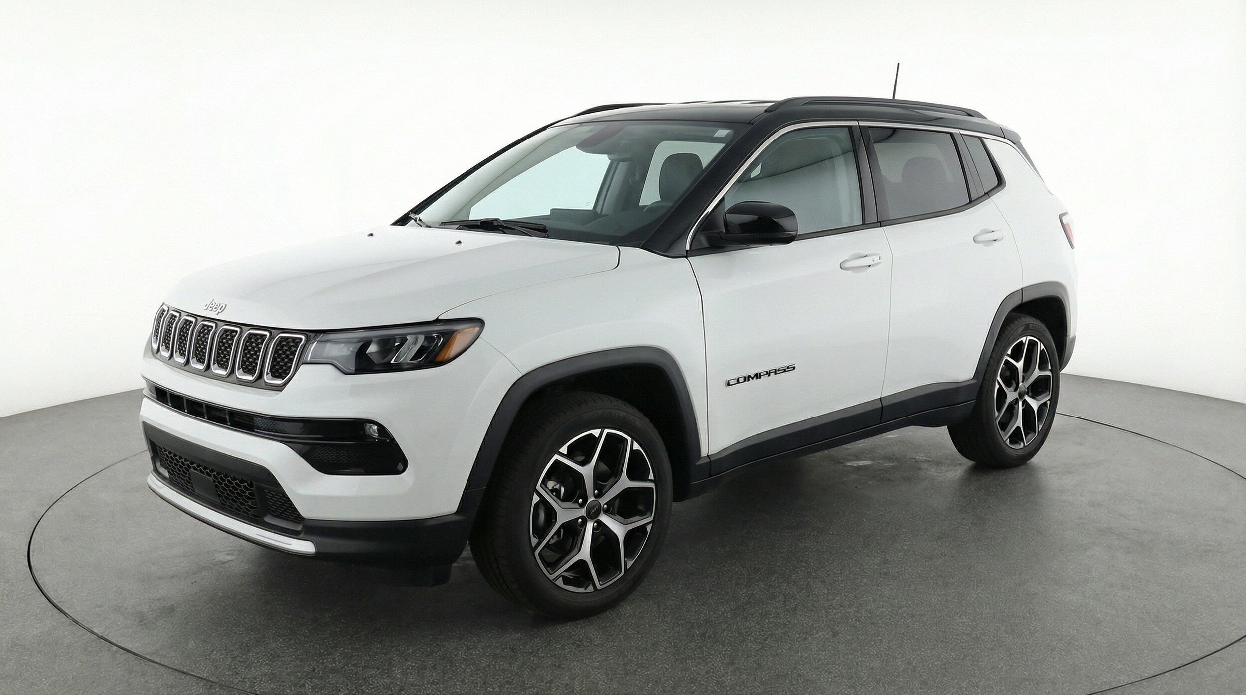 Thumbnail: 2025 Jeep Compass - 3