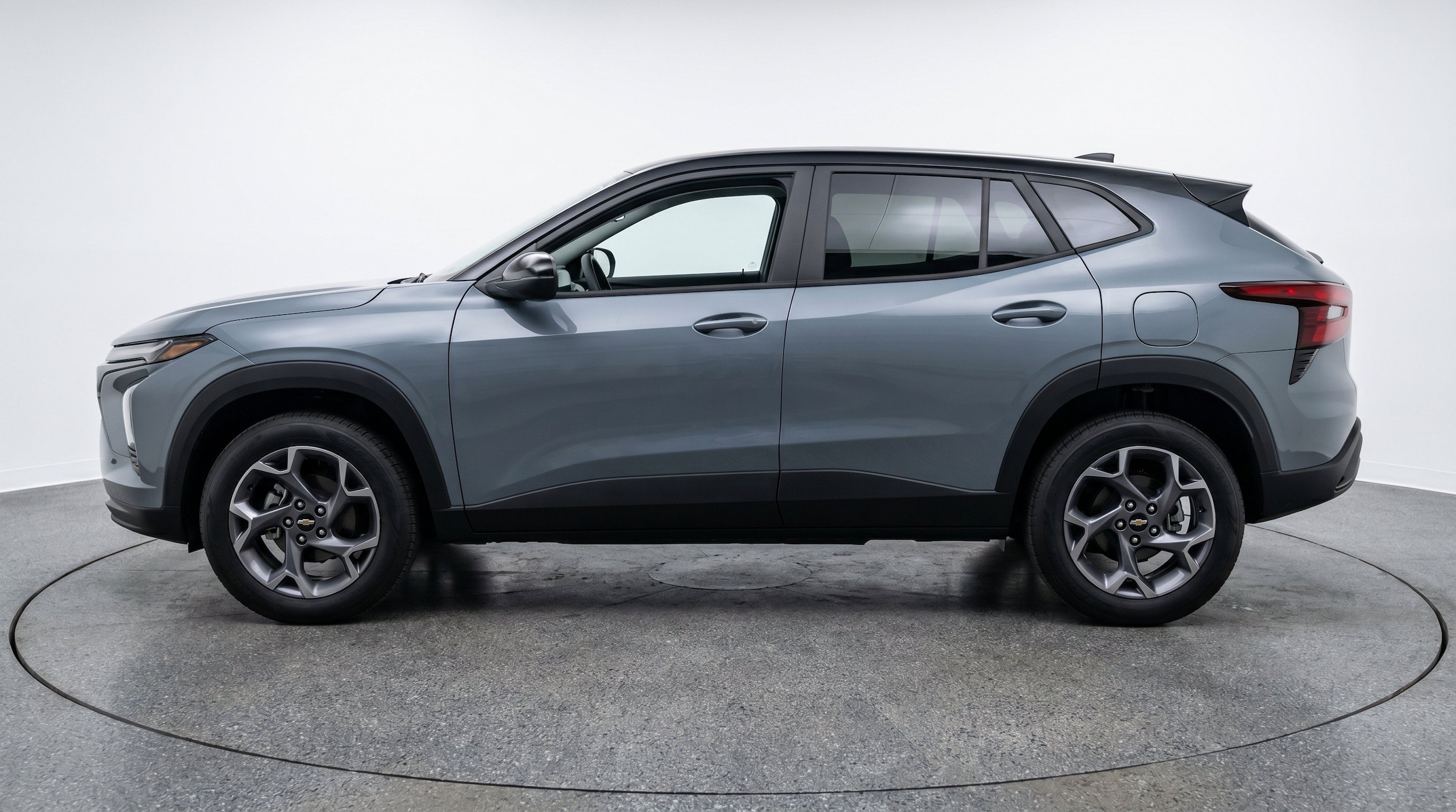 Thumbnail: 2025 Chevrolet Trax - 5
