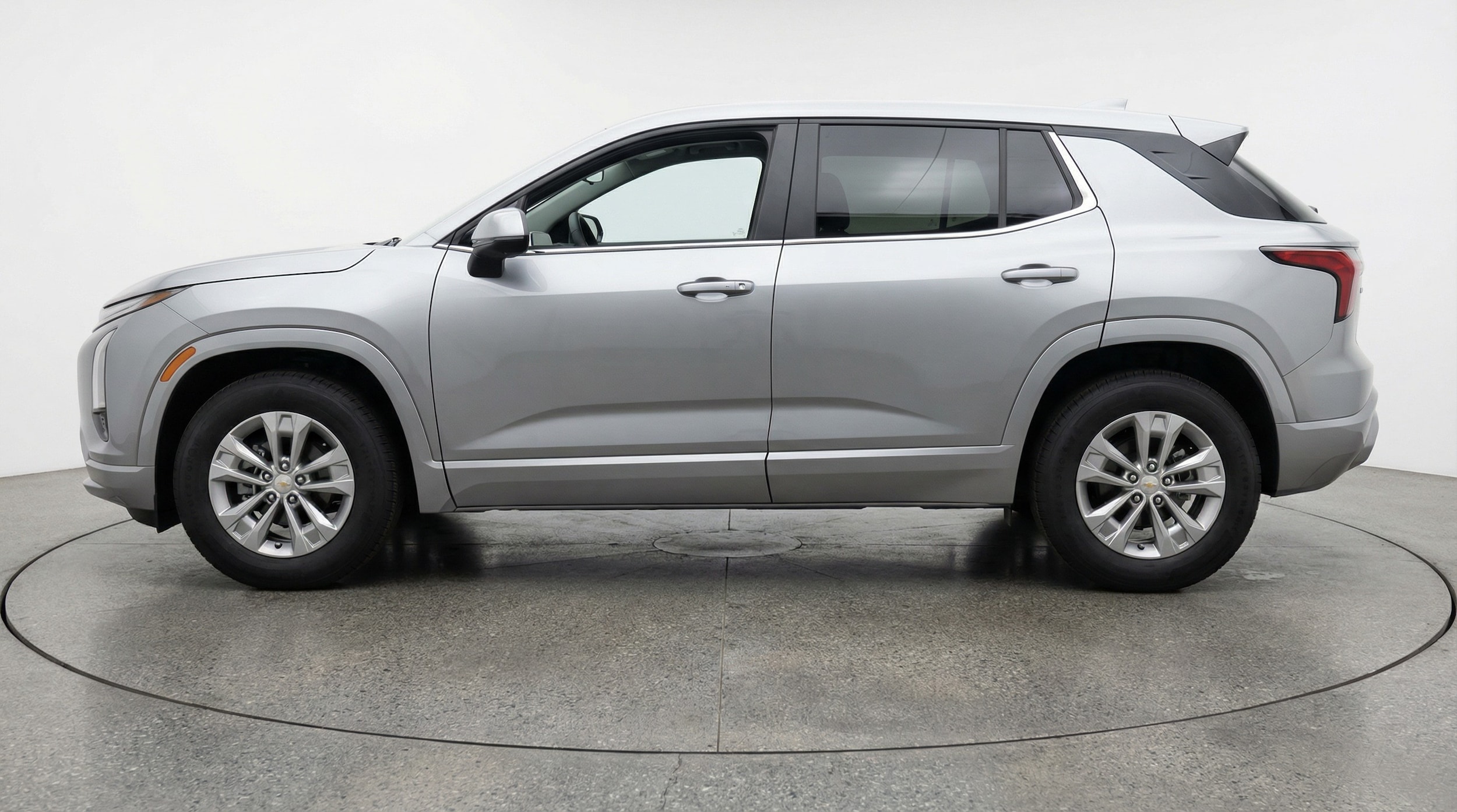 Thumbnail: 2025 Chevrolet Equinox - 4