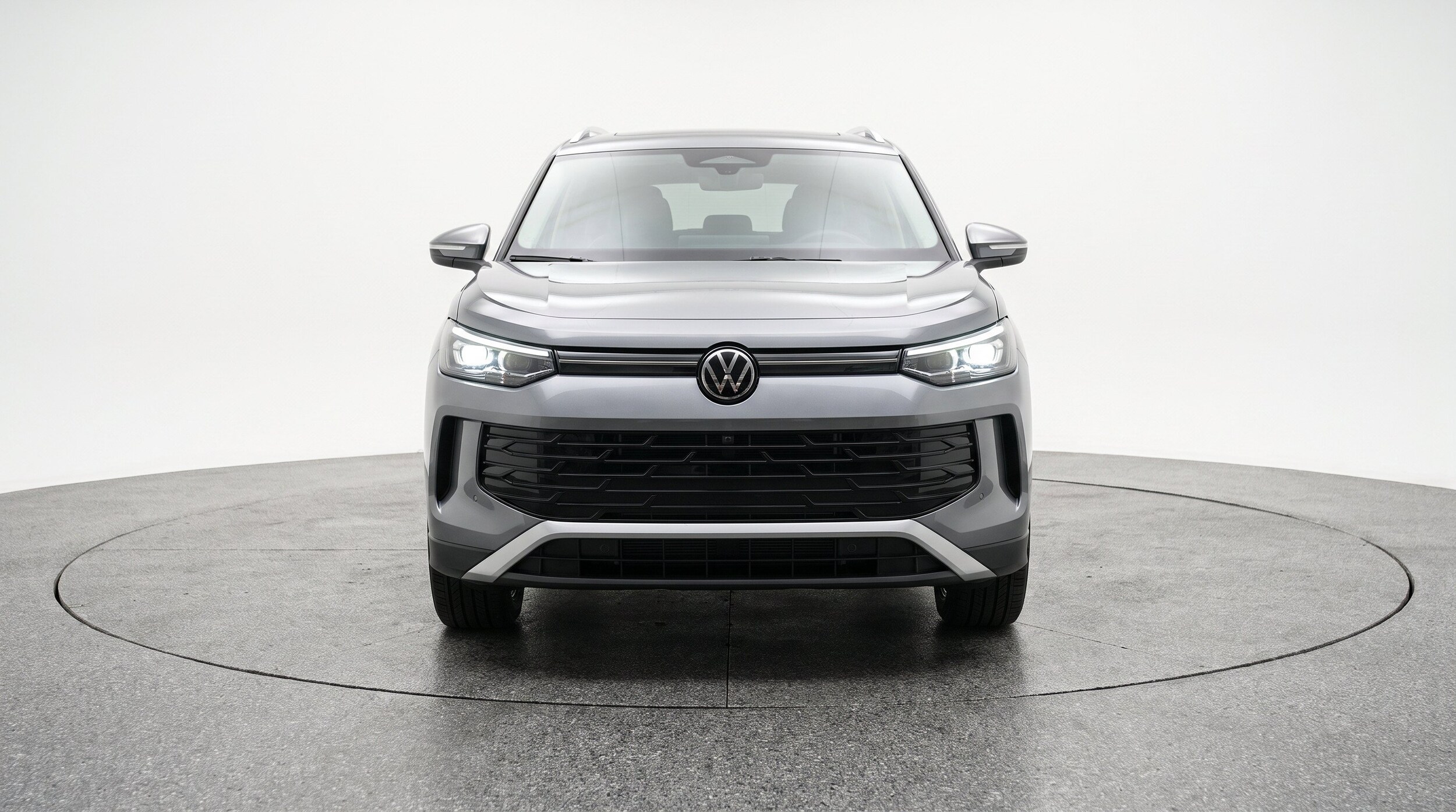Thumbnail: 2026 Volkswagen Tiguan - 2