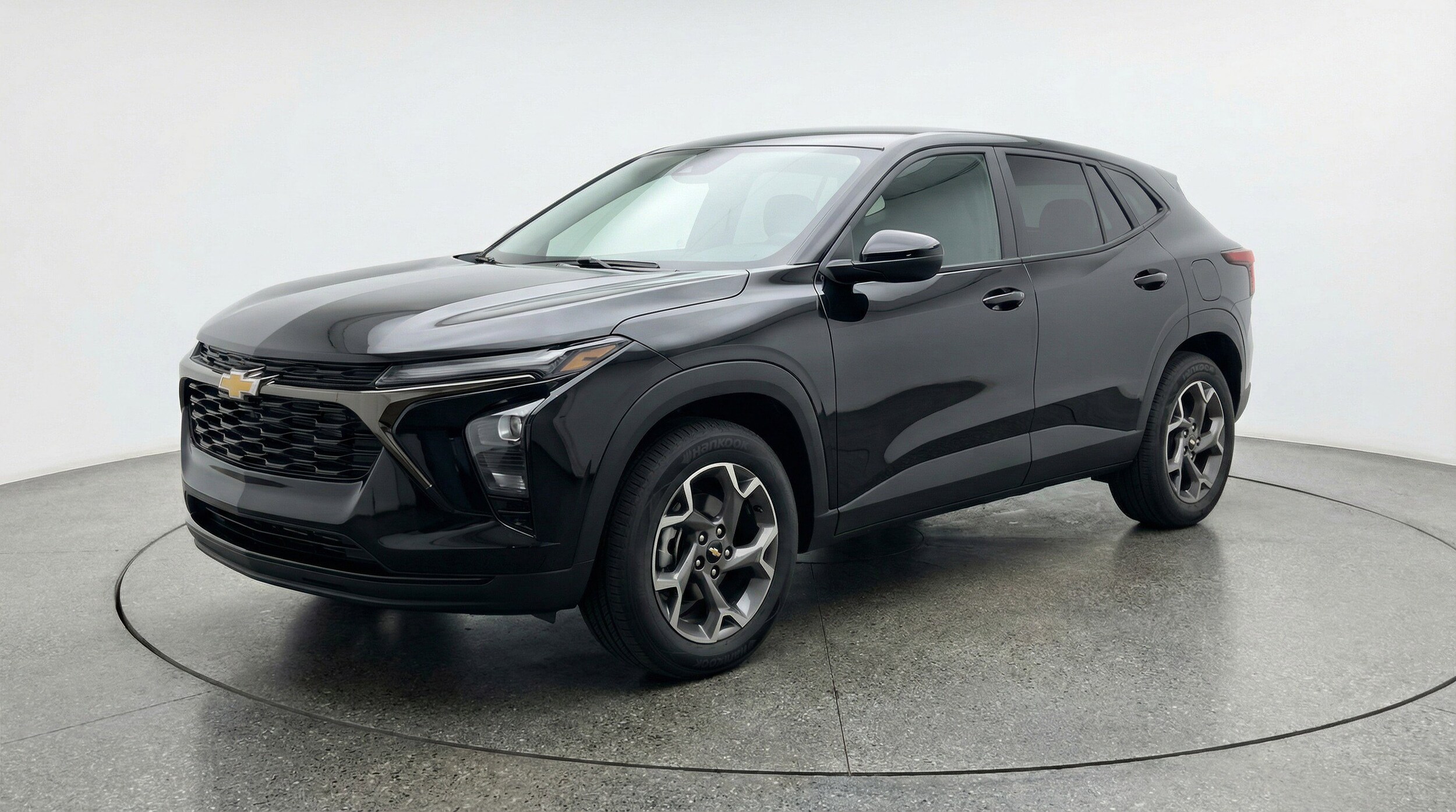 Thumbnail: 2025 Chevrolet Trax - 3