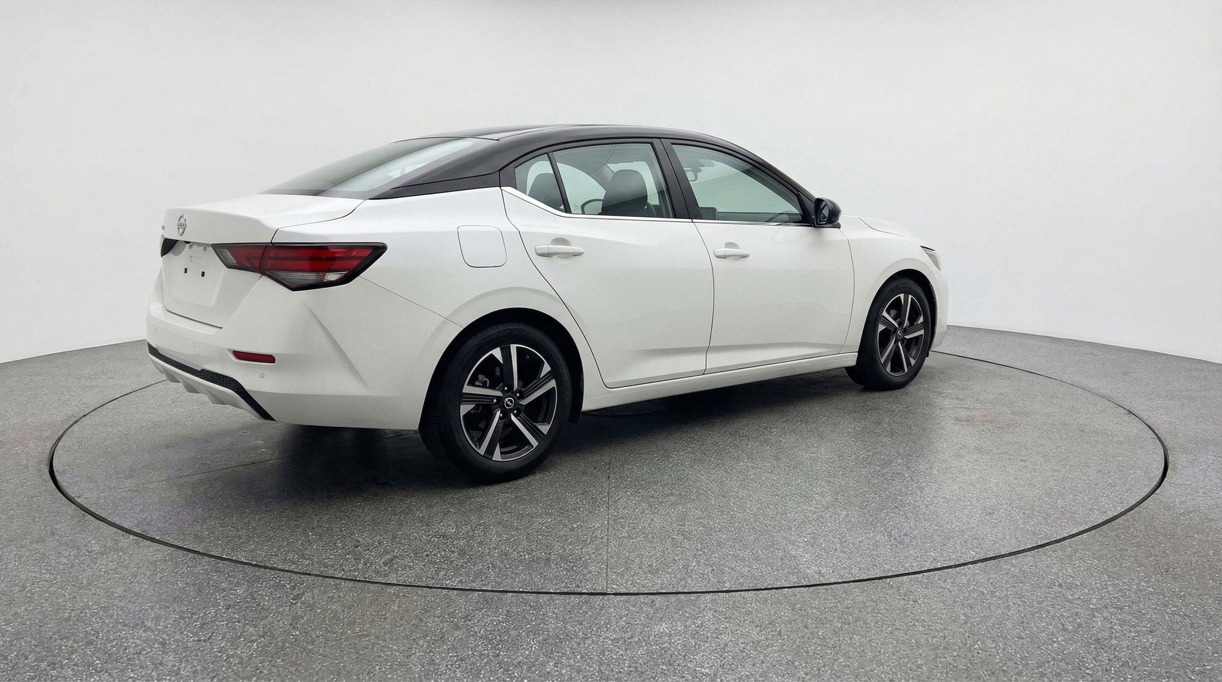 Thumbnail: 2025 Nissan Sentra - 9