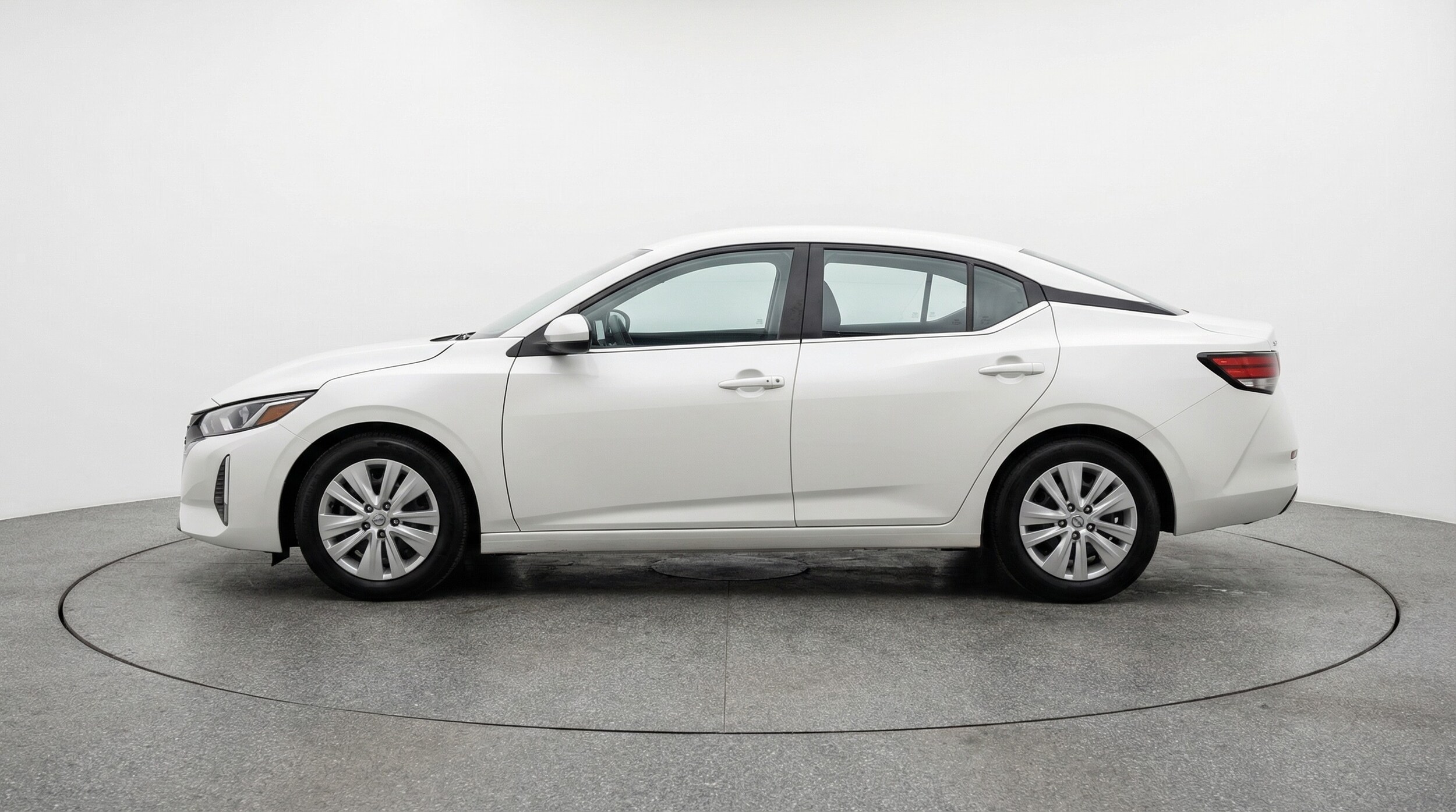 Thumbnail: 2025 Nissan Sentra - 4