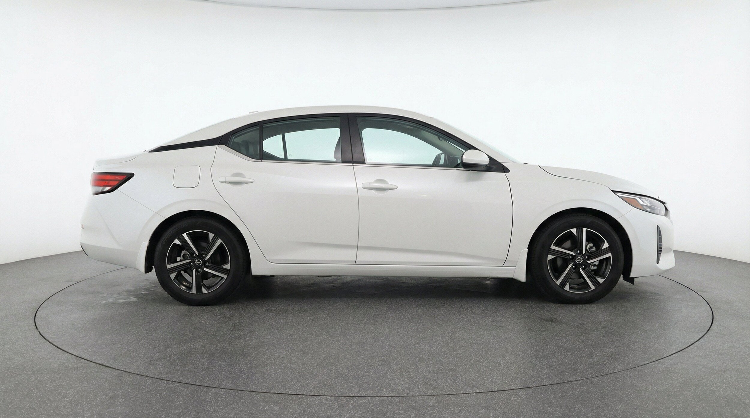 Thumbnail: 2025 Nissan Sentra - 11