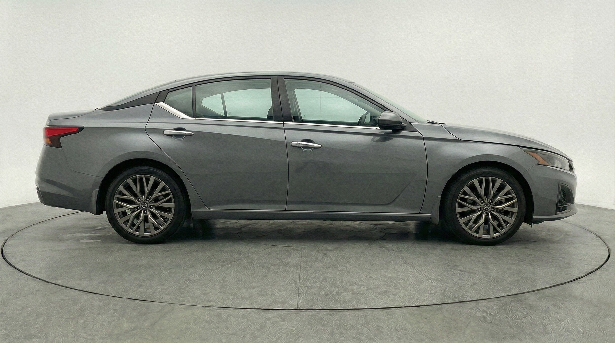 Thumbnail: 2025 Nissan Altima - 11