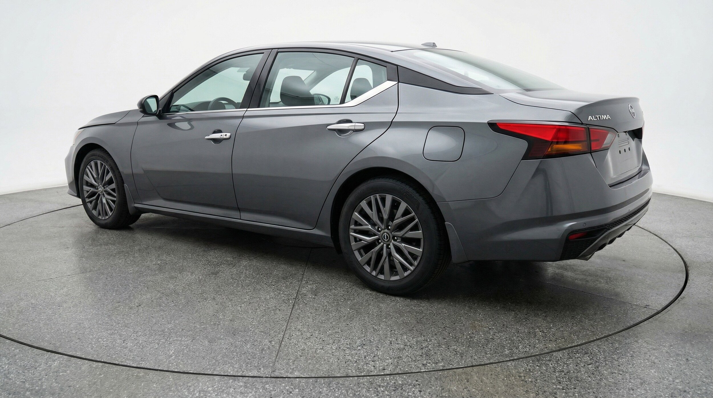 Thumbnail: 2025 Nissan Altima - 6