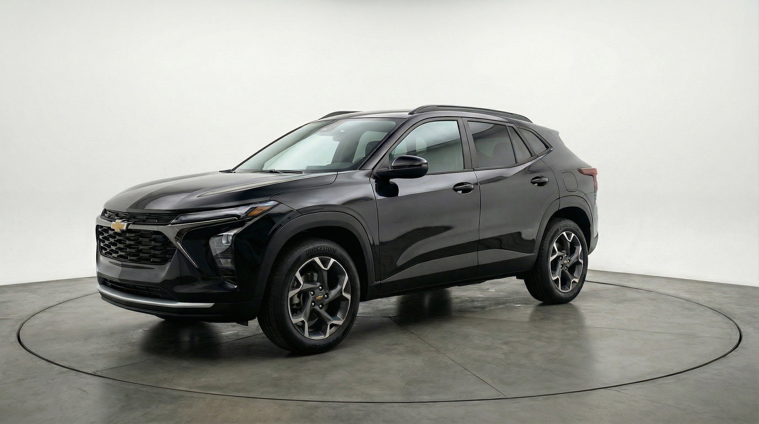 Thumbnail: 2025 Chevrolet Trax - 3