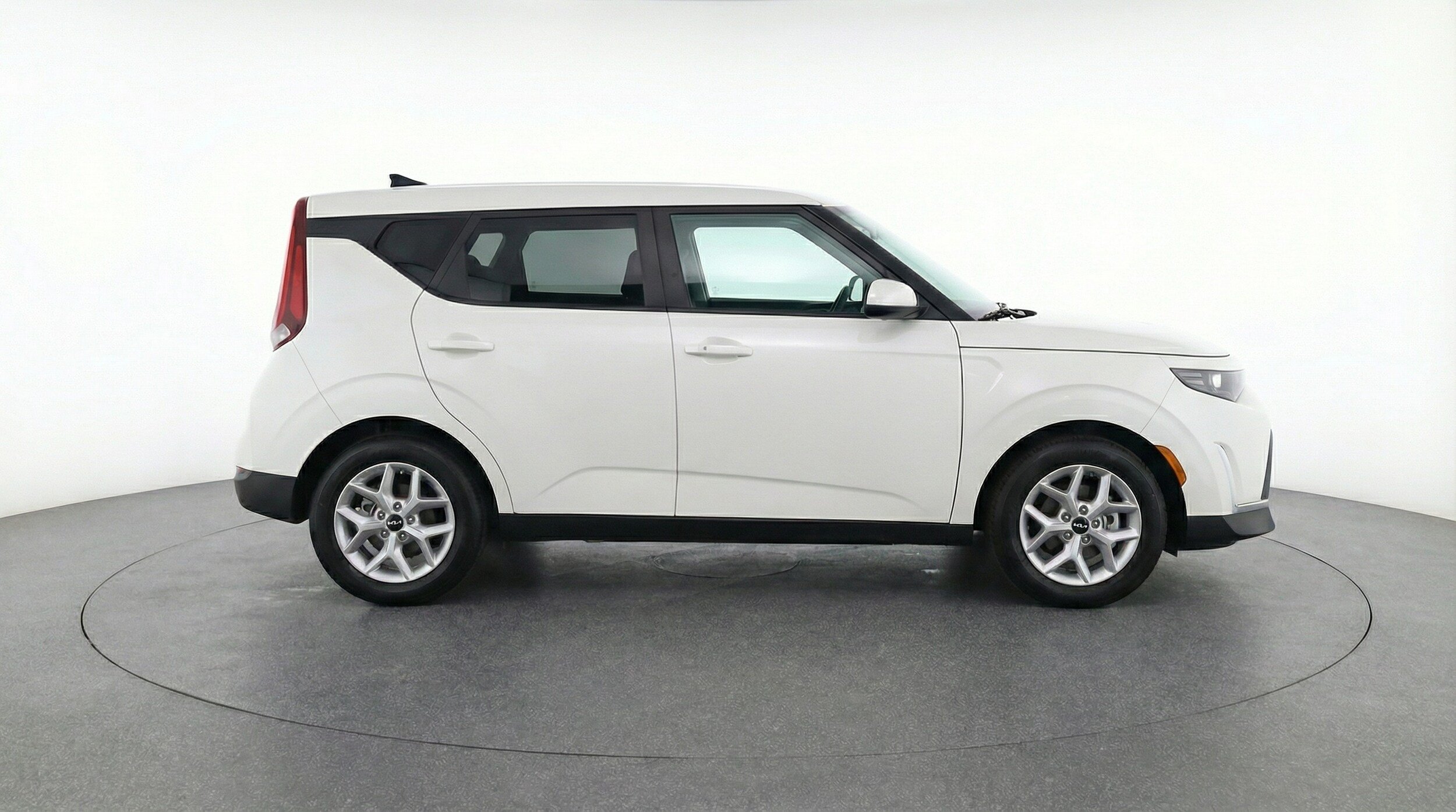 Thumbnail: 2025 Kia Soul - 8