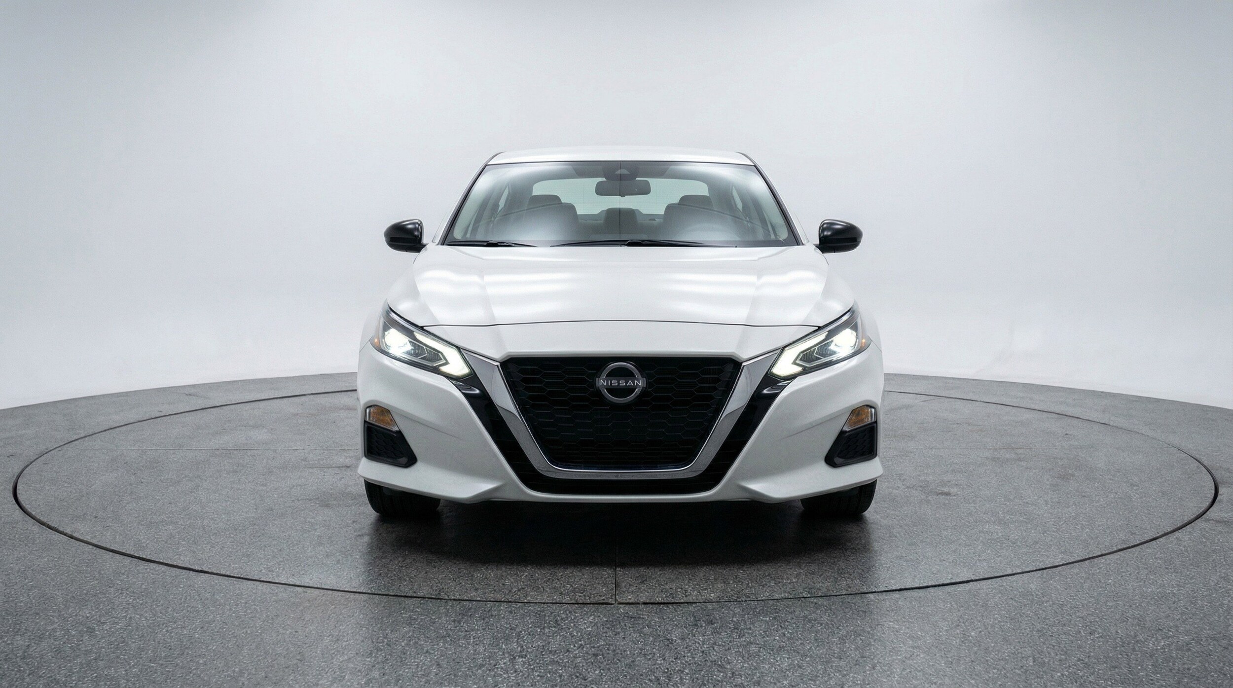 Thumbnail: 2025 Nissan Altima - 2