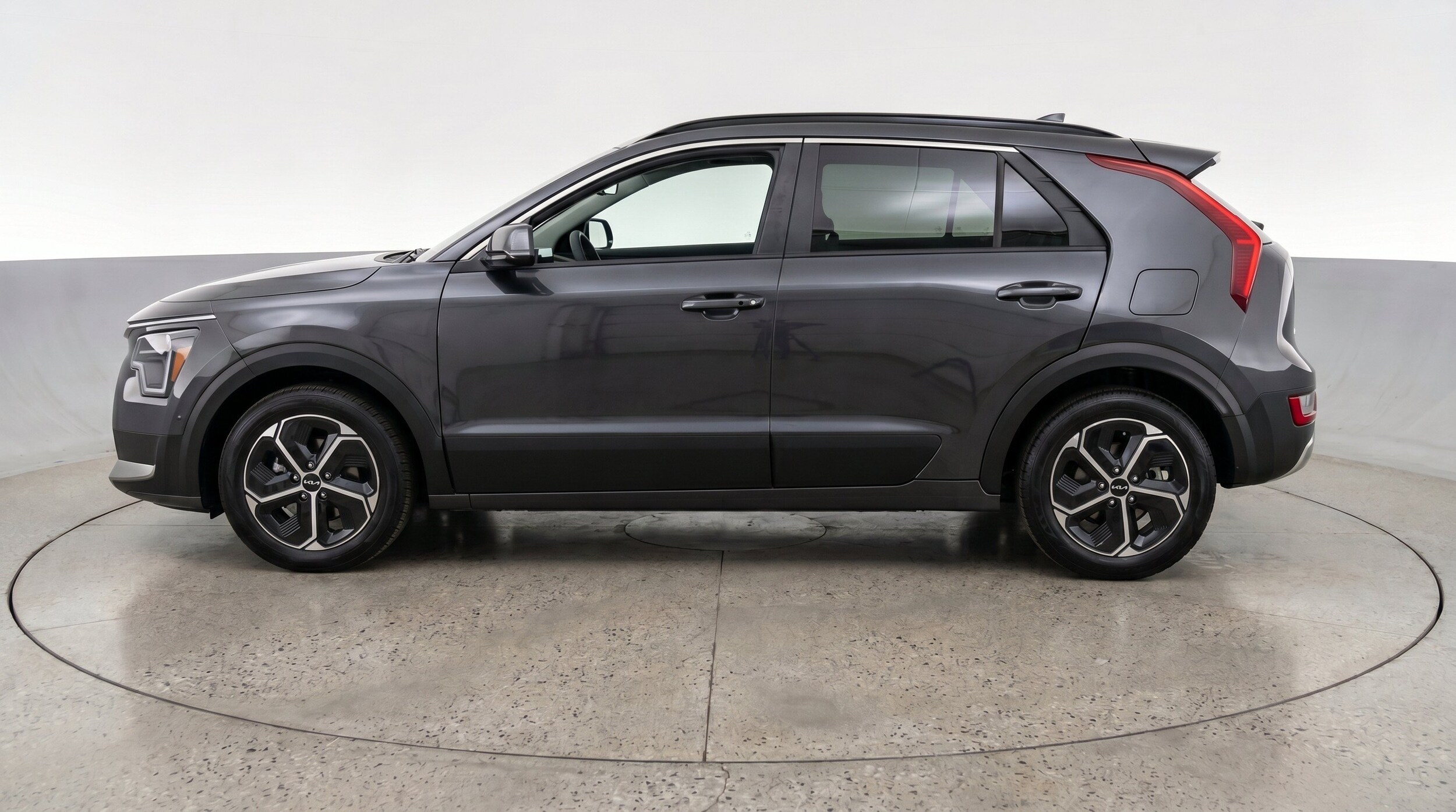 Thumbnail: 2026 Kia Niro - 5