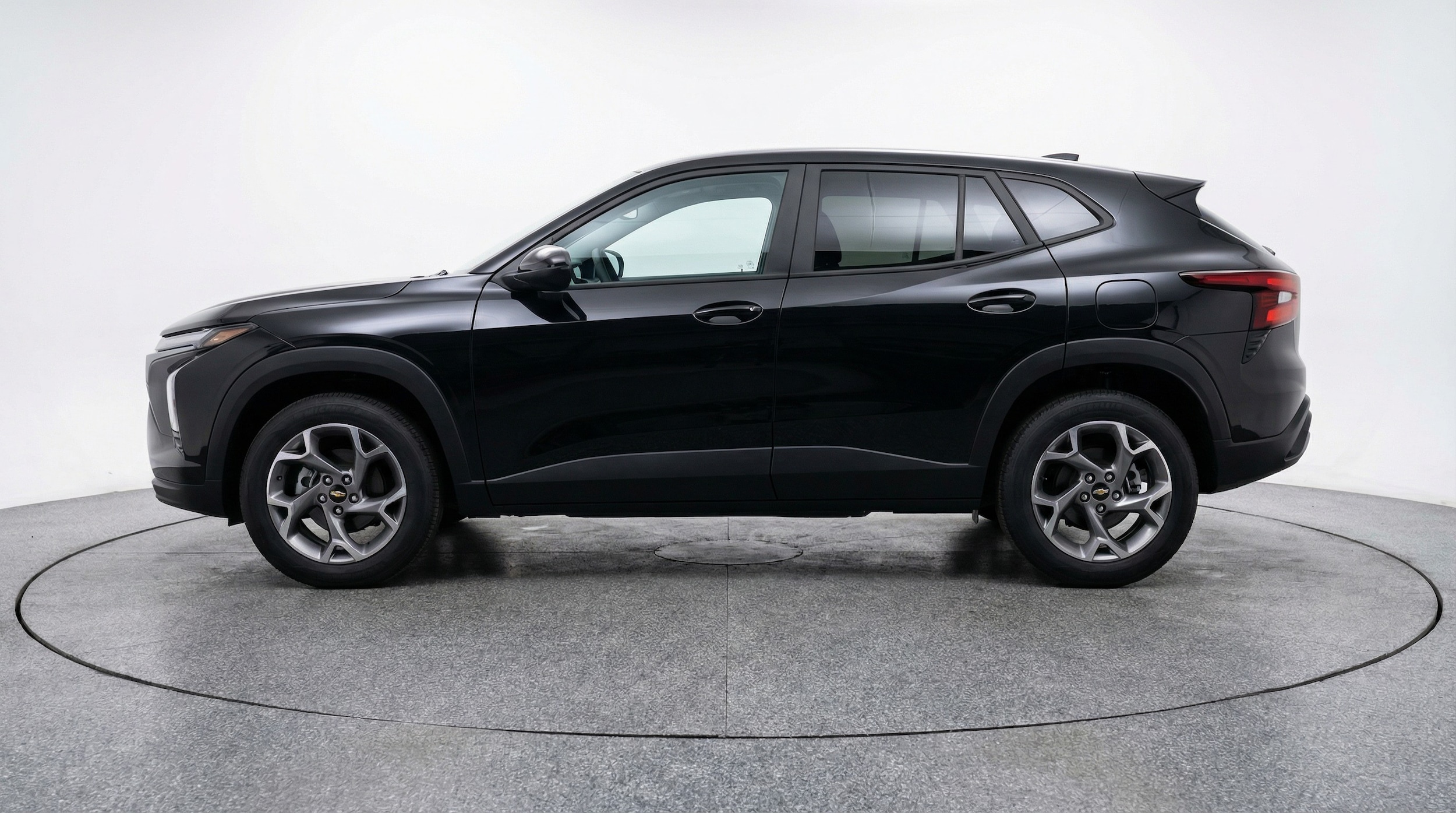 Thumbnail: 2025 Chevrolet Trax - 4