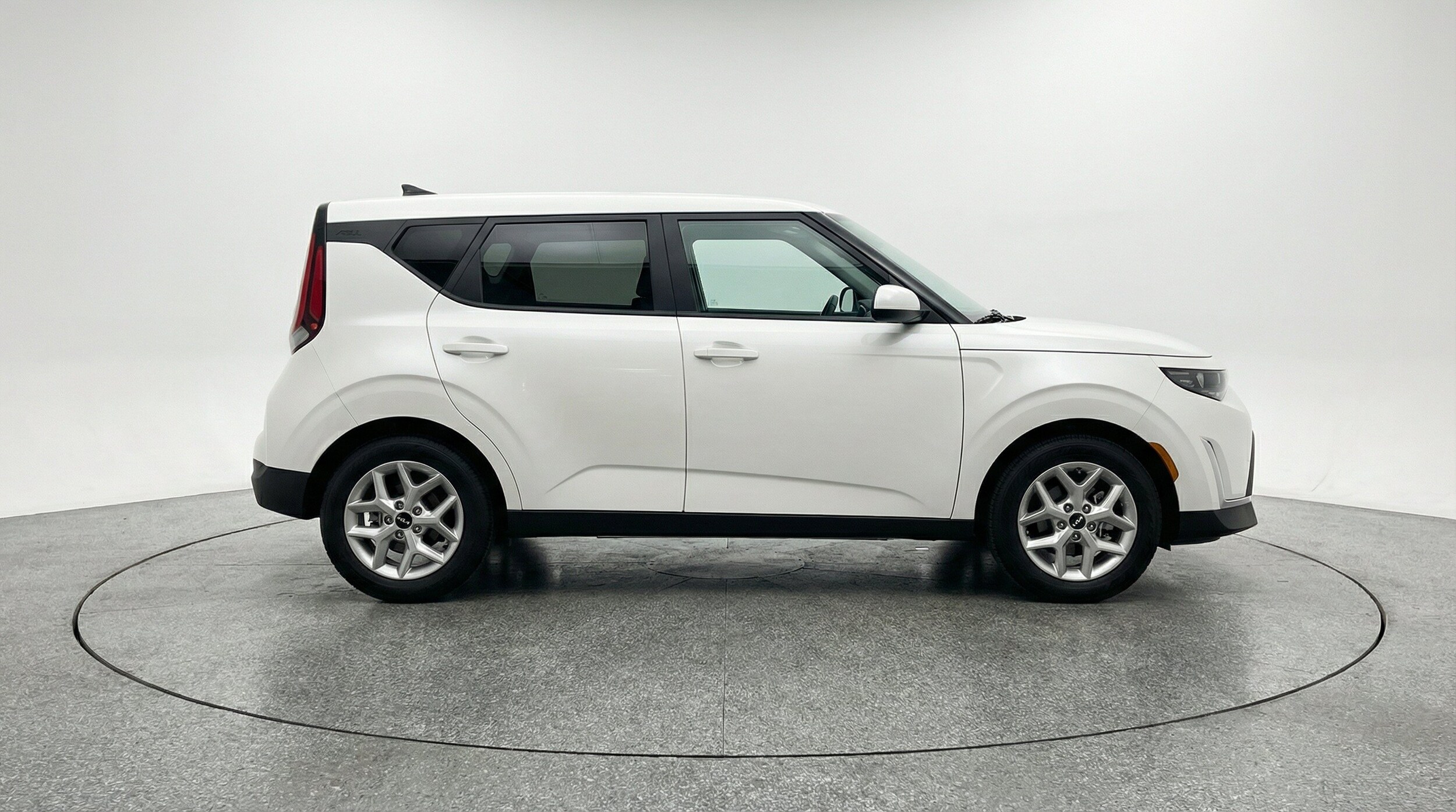 Thumbnail: 2025 Kia Soul - 11