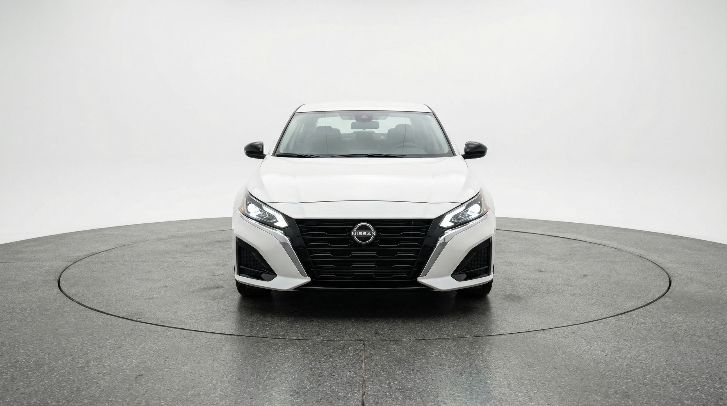 Thumbnail: 2025 Nissan Altima - 2