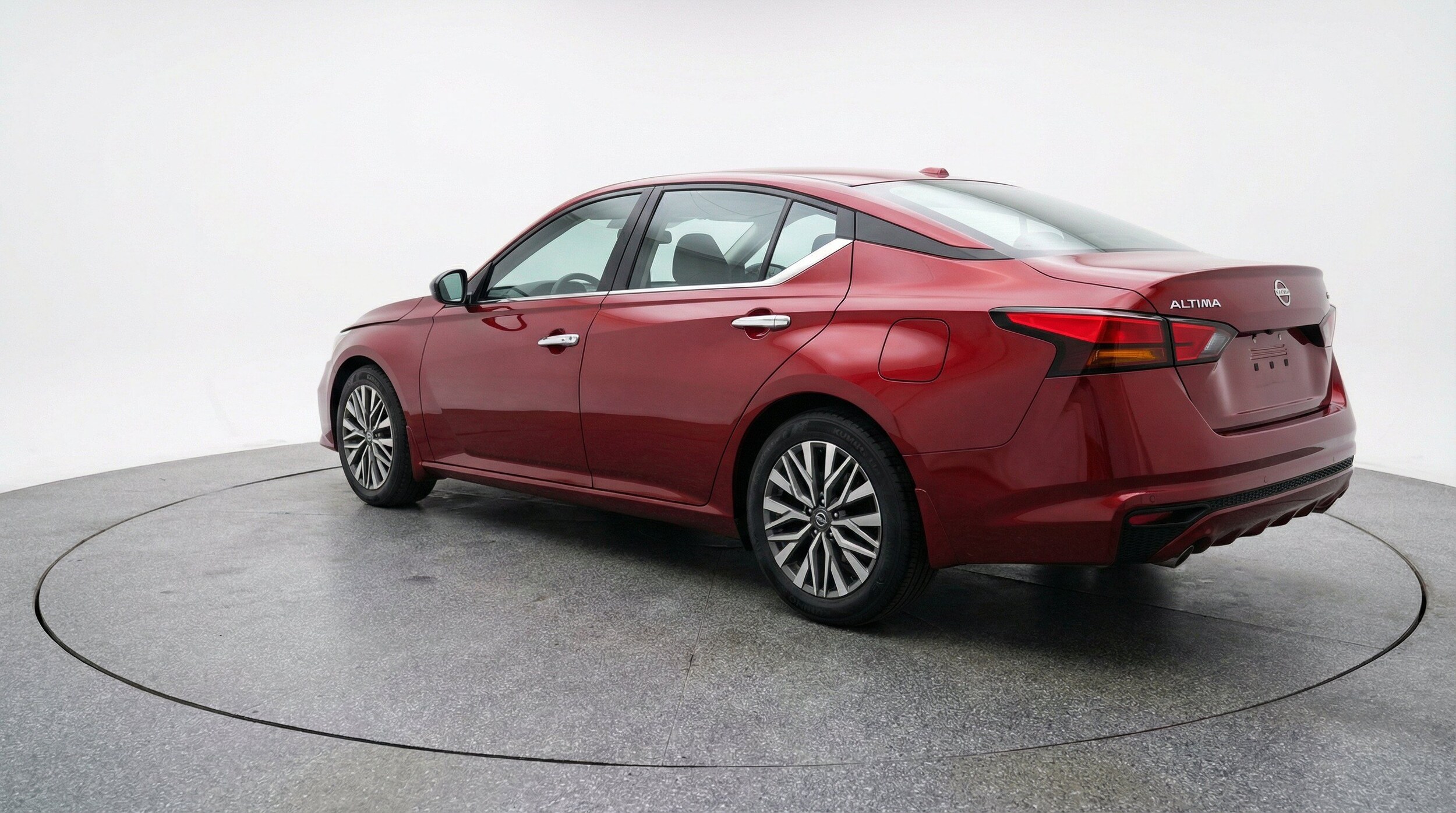 Thumbnail: 2025 Nissan Altima - 6