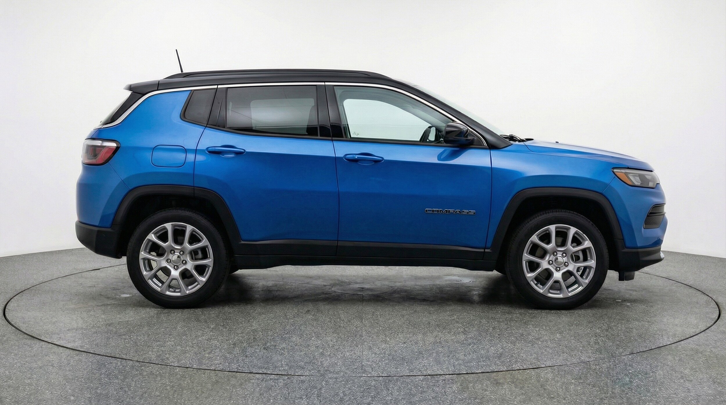 Thumbnail: 2025 Jeep Compass - 11