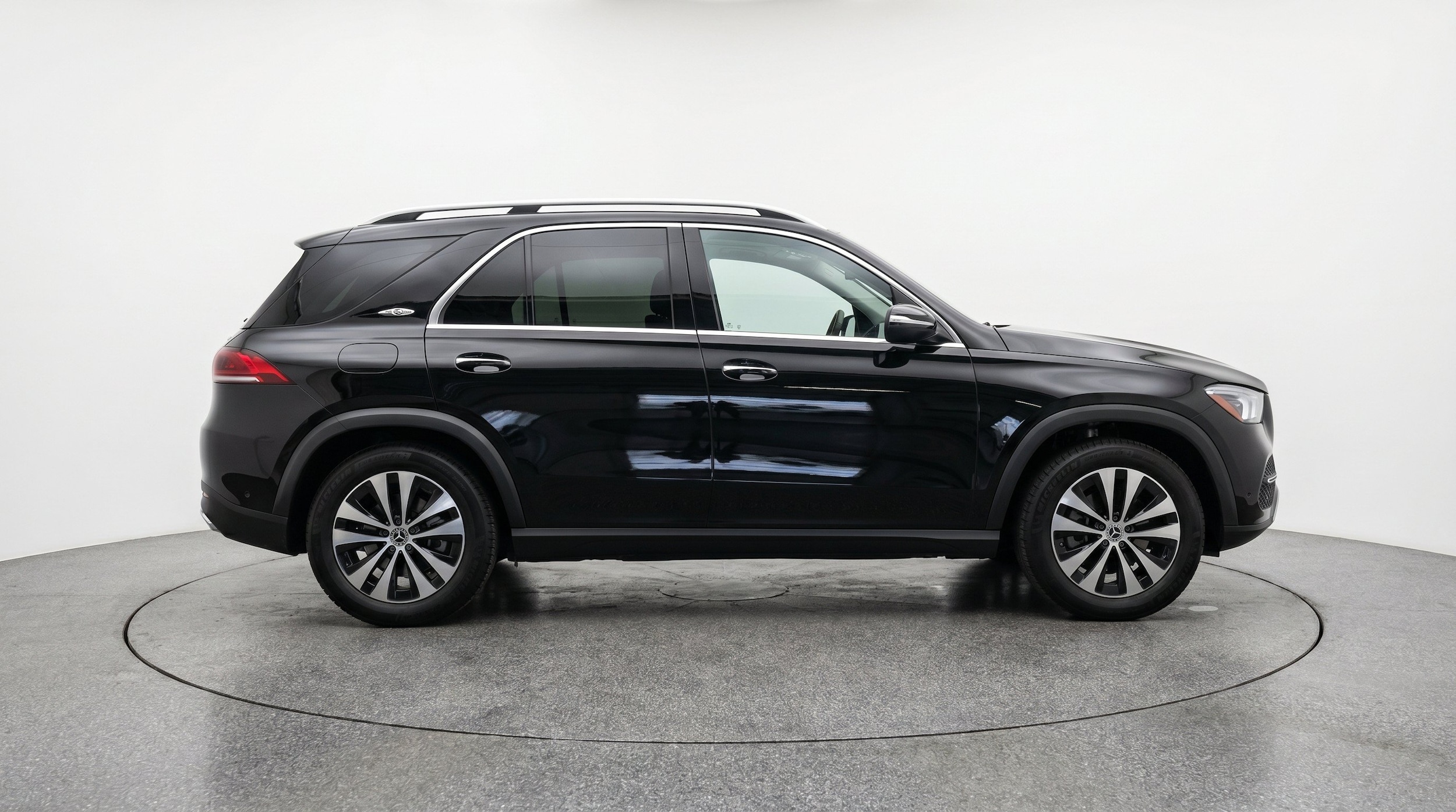 Thumbnail: 2026 Mercedes-Benz GLE - 11