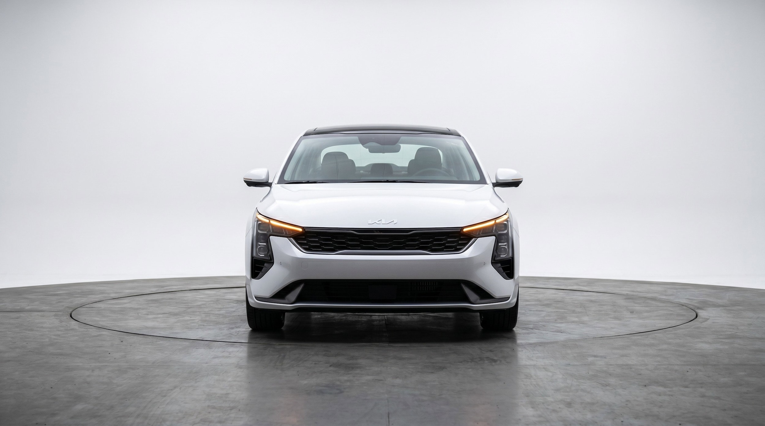 Thumbnail: 2025 Kia K4 - 2