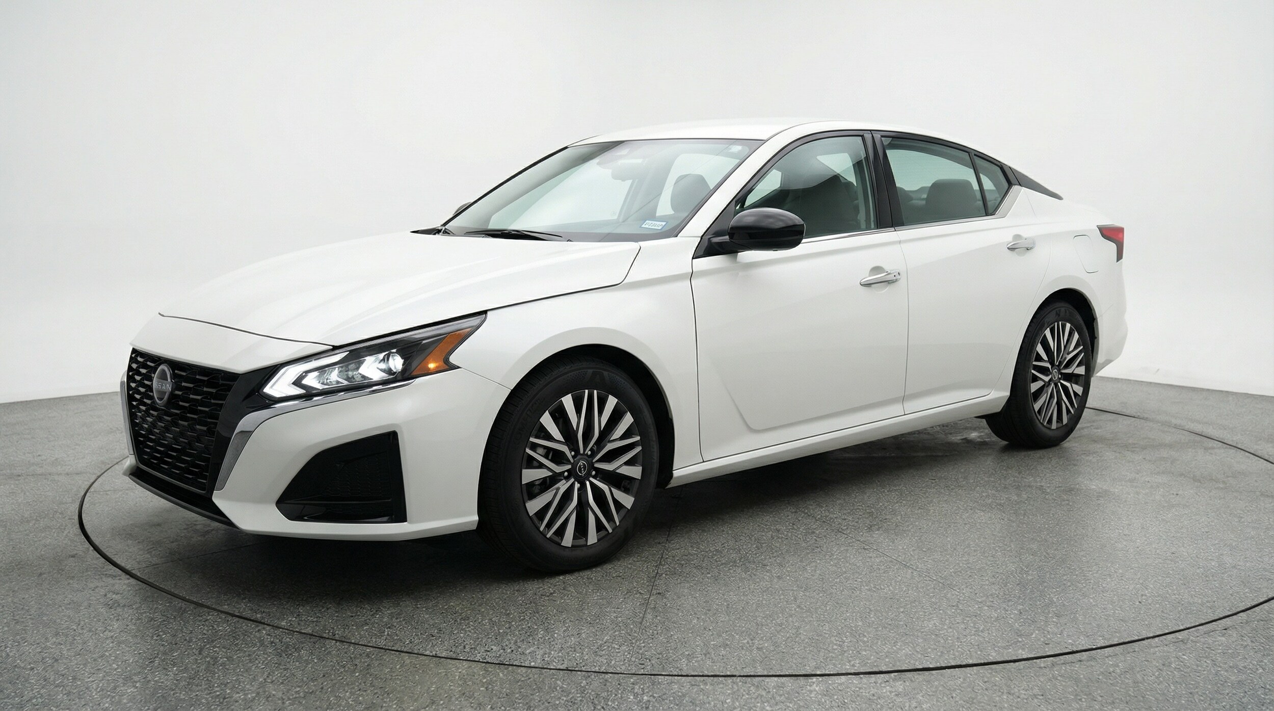 Thumbnail: 2025 Nissan Altima - 3