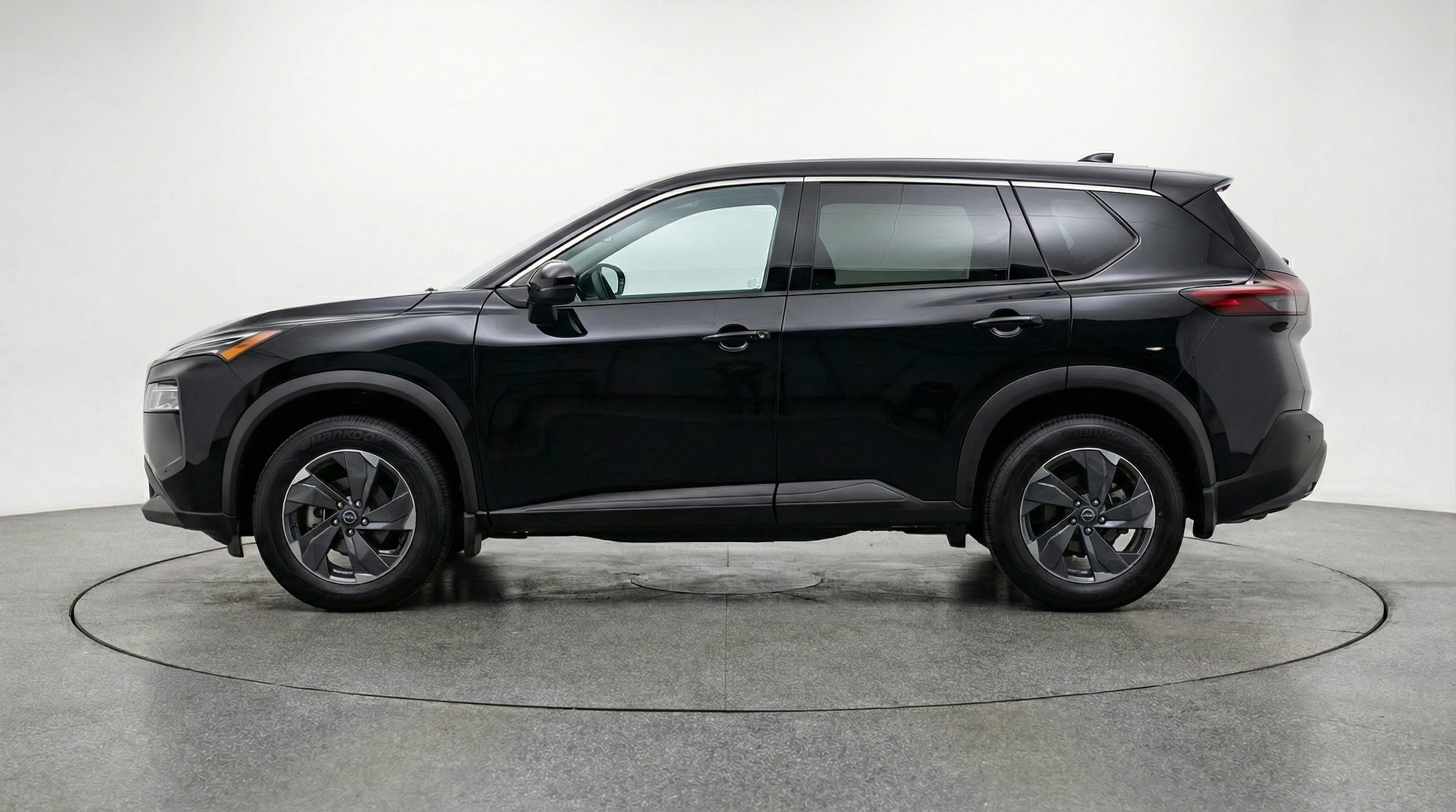 Thumbnail: 2025 Nissan Rogue - 4