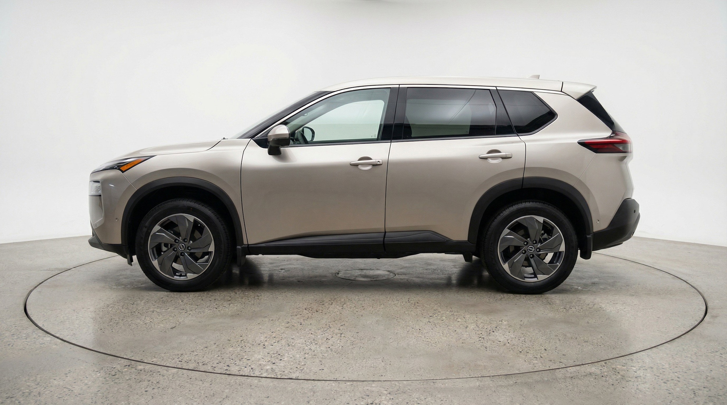 Thumbnail: 2025 Nissan Rogue - 5