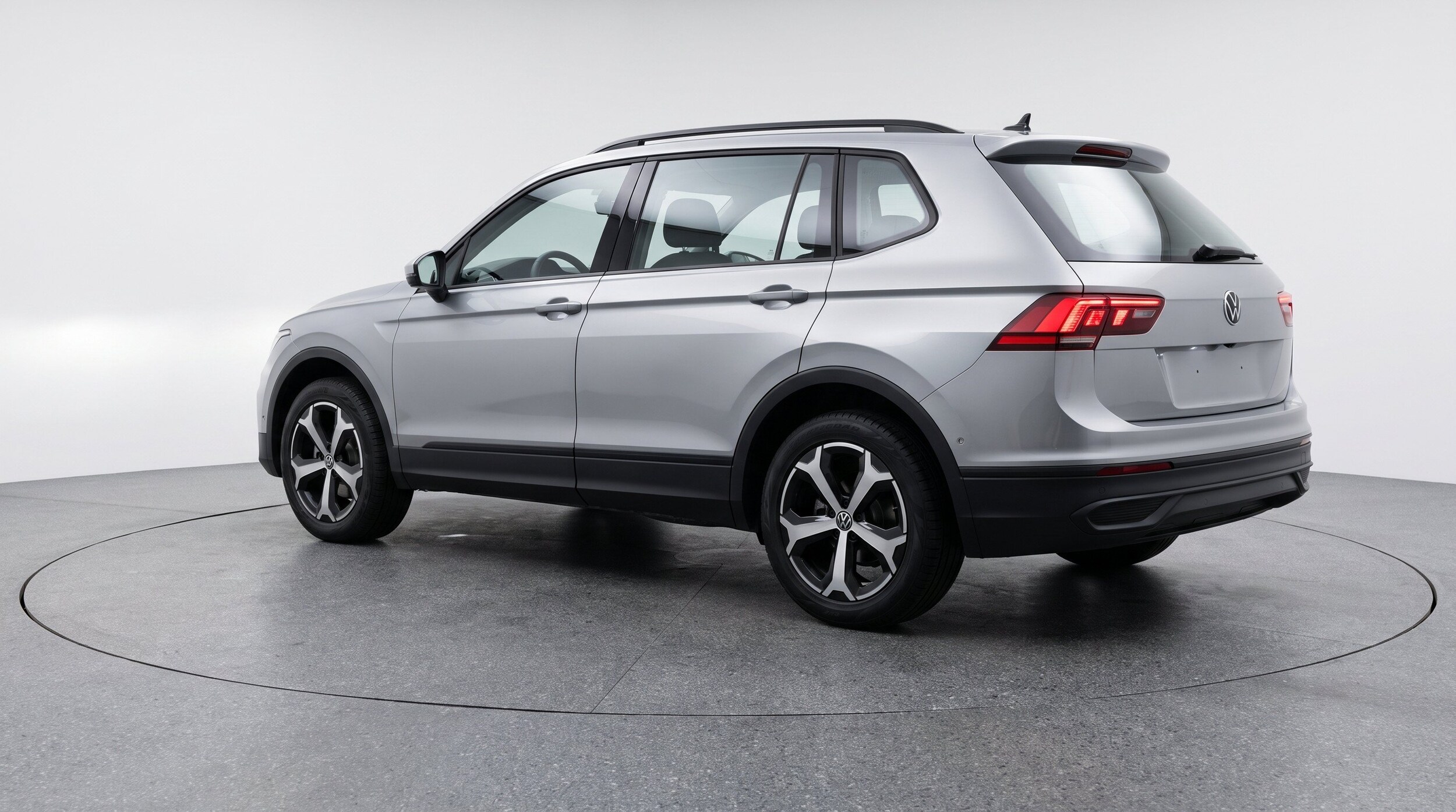 Thumbnail: 2026 Volkswagen Tiguan - 6