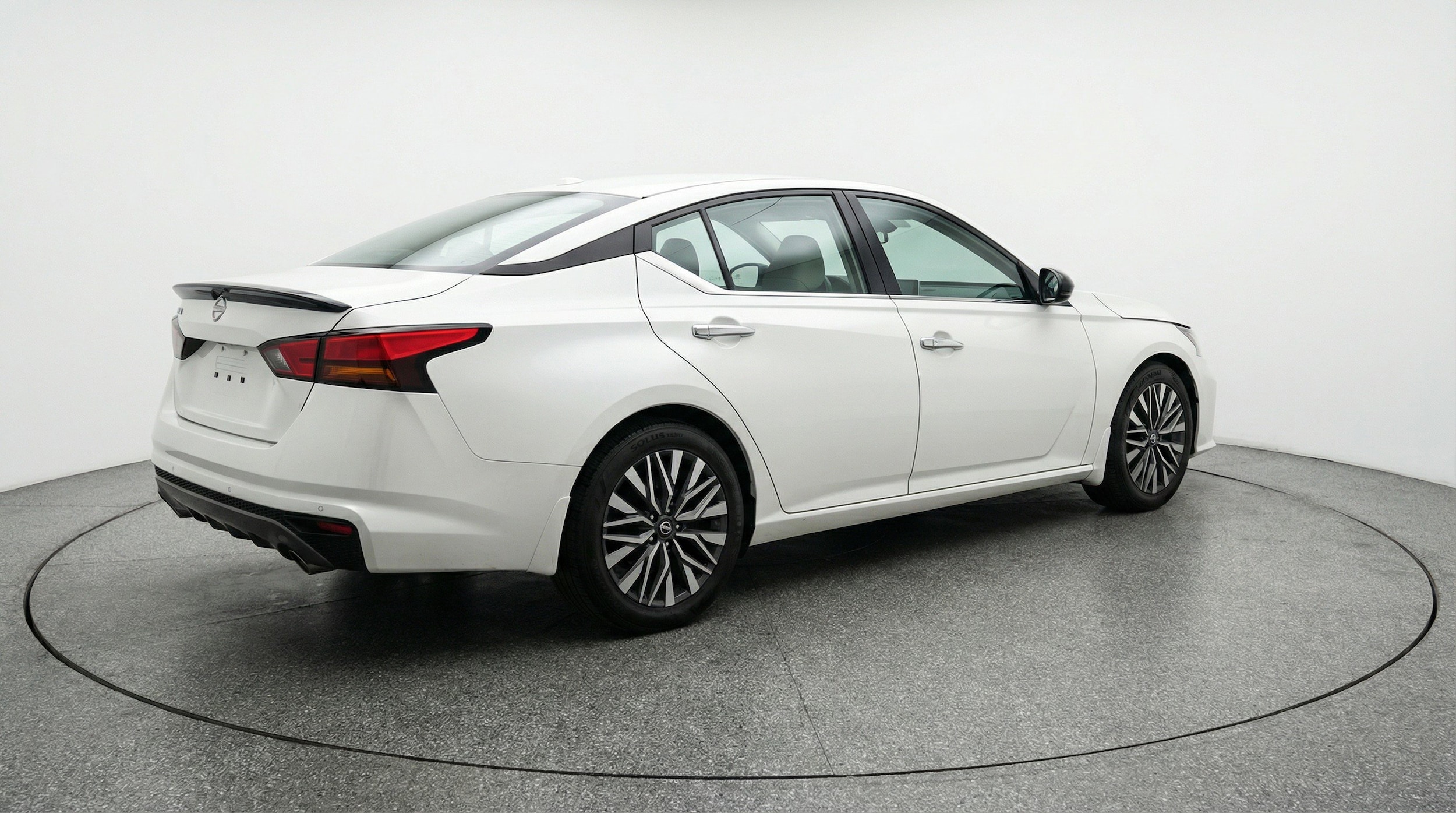 Thumbnail: 2025 Nissan Altima - 9
