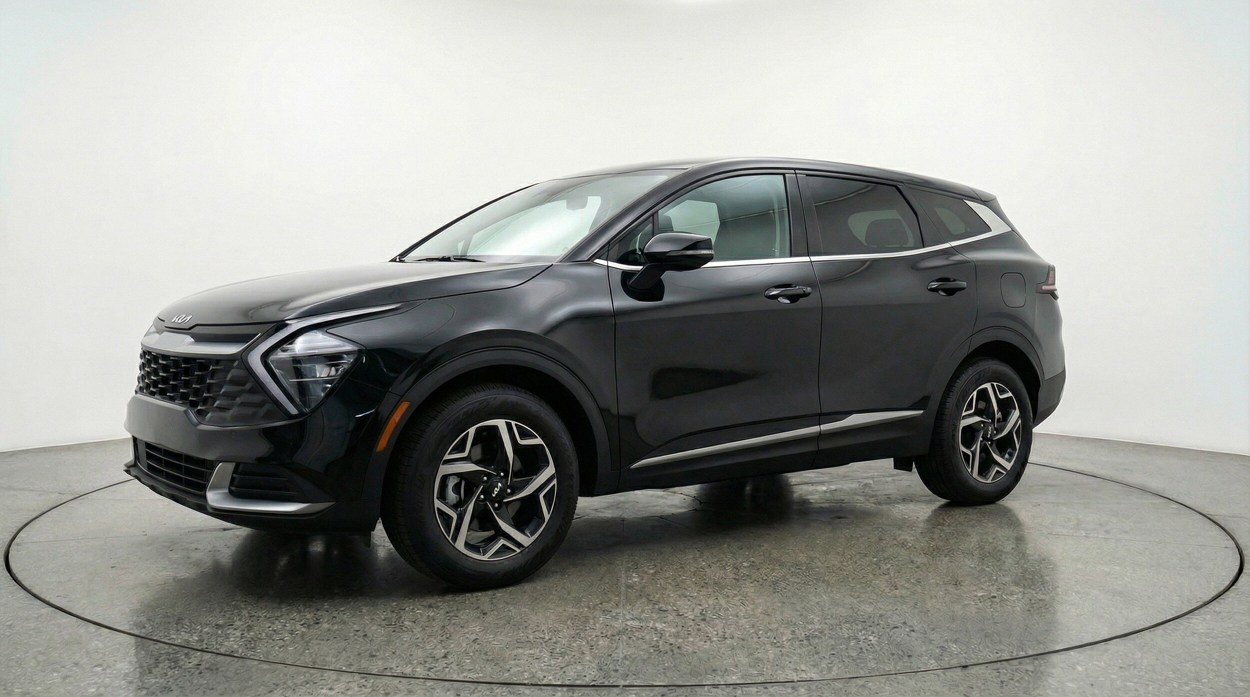 Thumbnail: 2025 Kia Sportage - 3