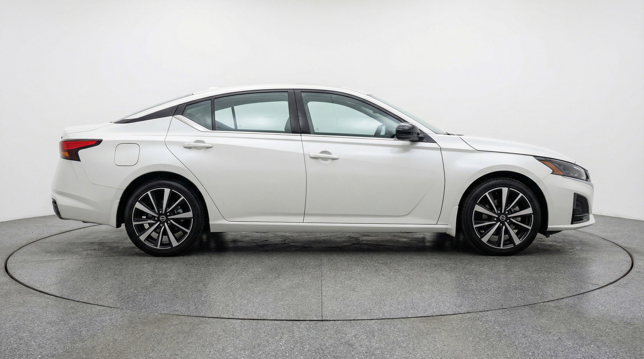 Thumbnail: 2025 Nissan Altima - 11