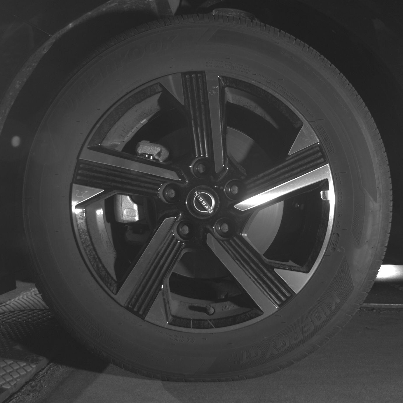 Thumbnail: 2025 Nissan Sentra - 9