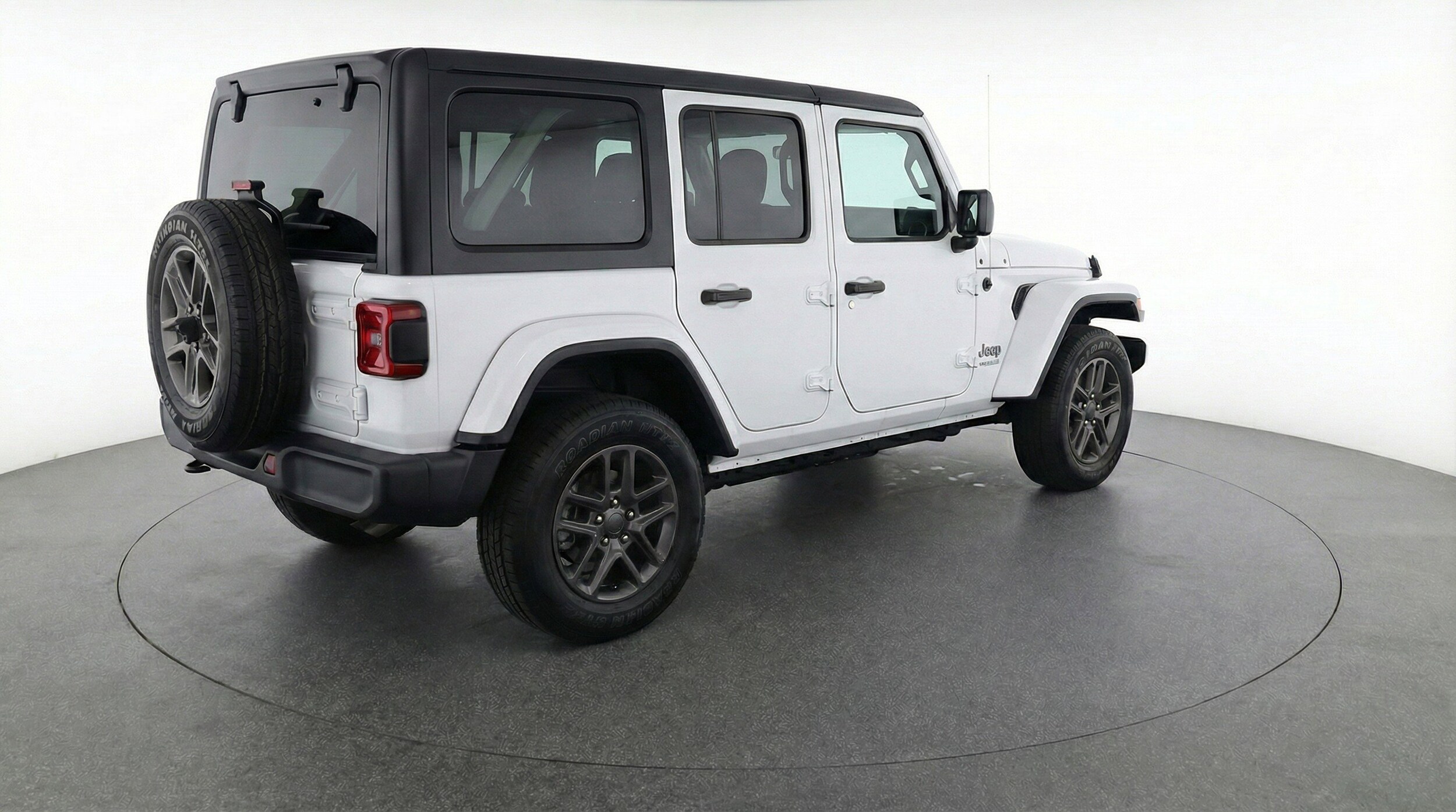 Thumbnail: 2025 Jeep Wrangler - 9