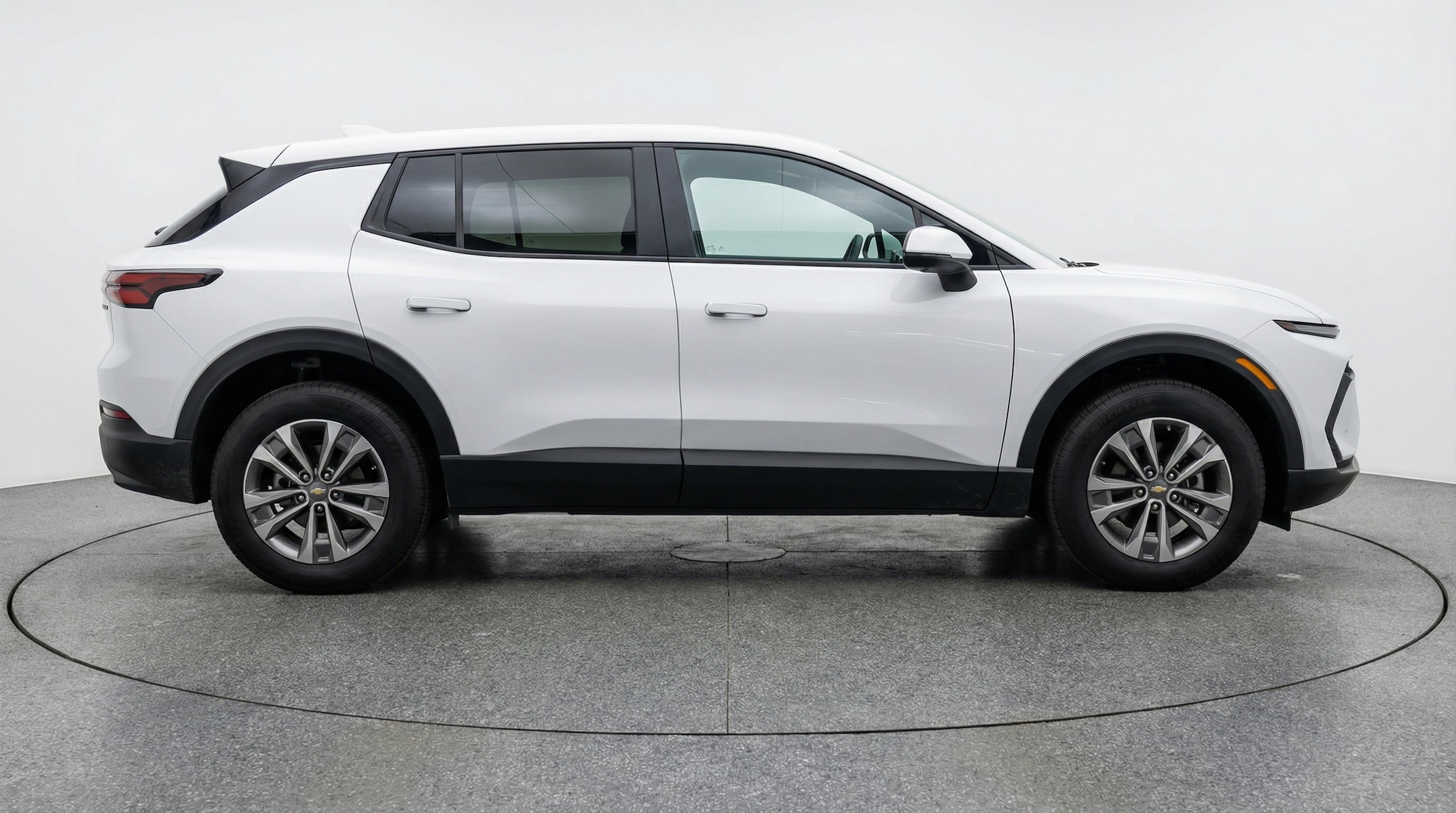 Thumbnail: 2025 Chevrolet Equinox - 8