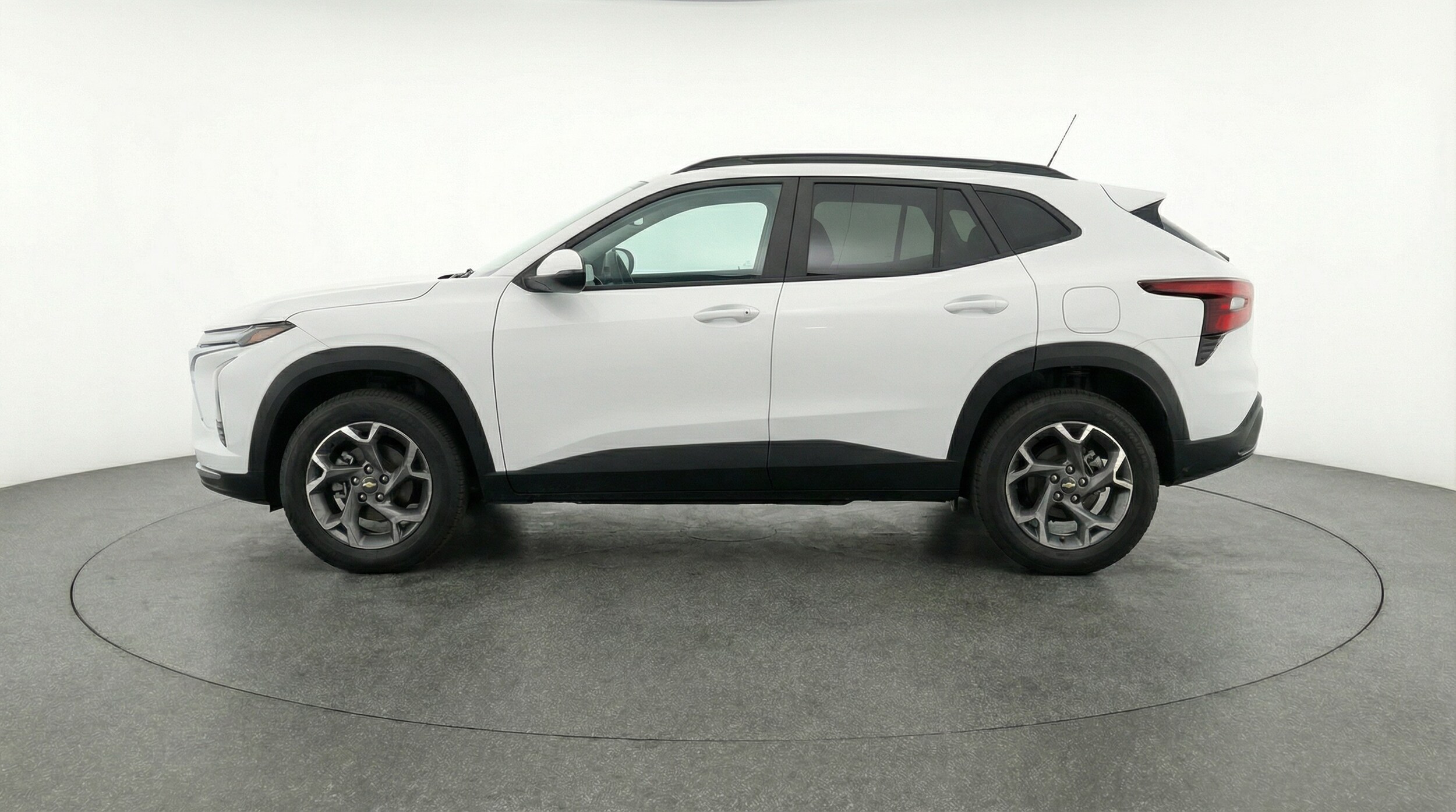 Thumbnail: 2025 Chevrolet Trax - 4