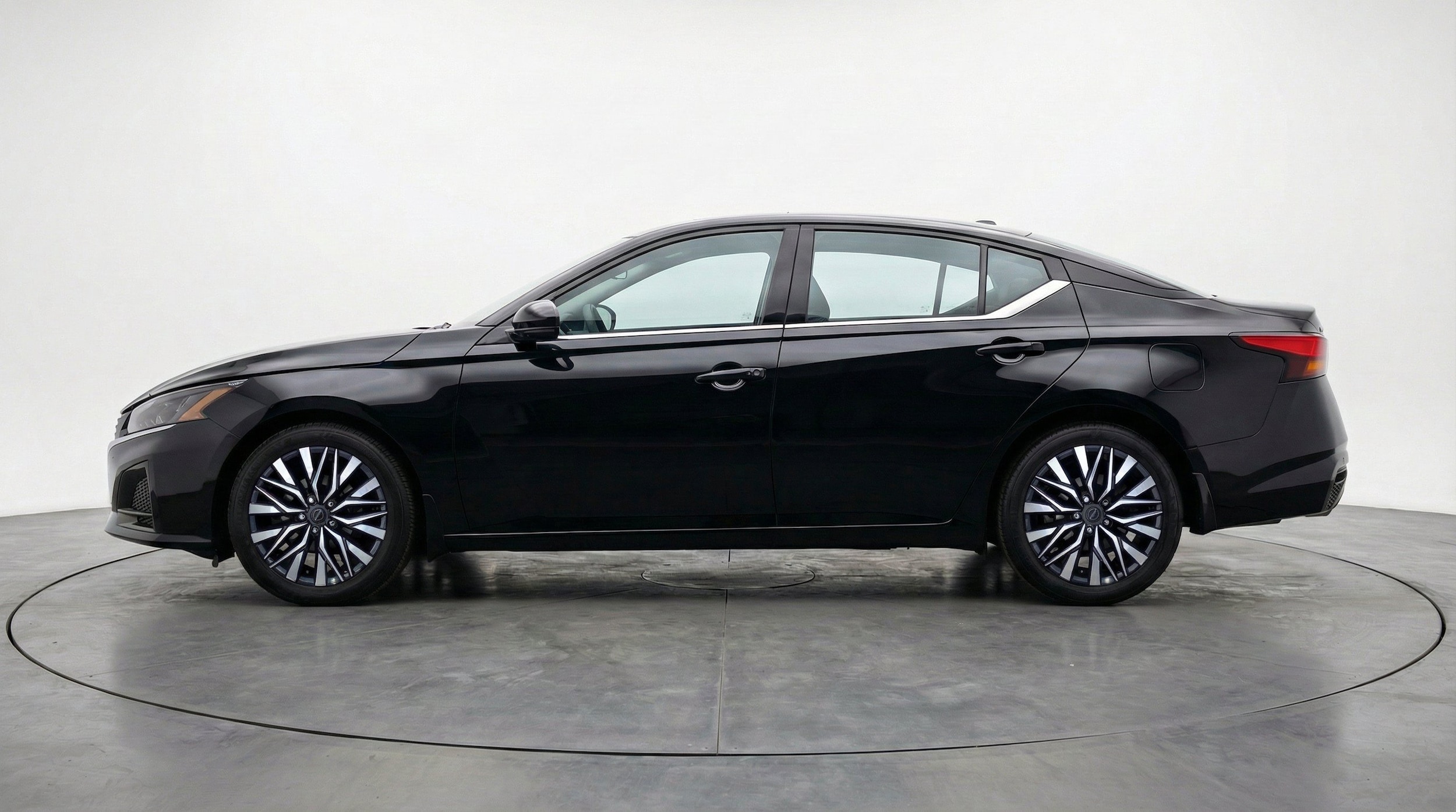 Thumbnail: 2026 Nissan Altima - 5